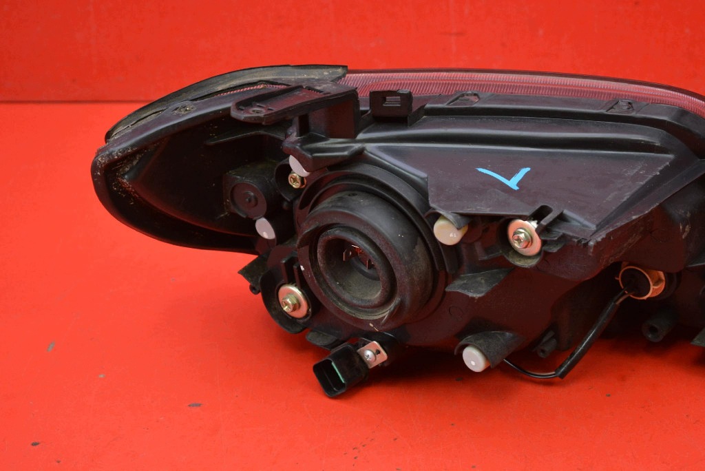 REFLEKTOR left light front EU P3278L MITSUBISHI OUTLANDER 1 and 01-08