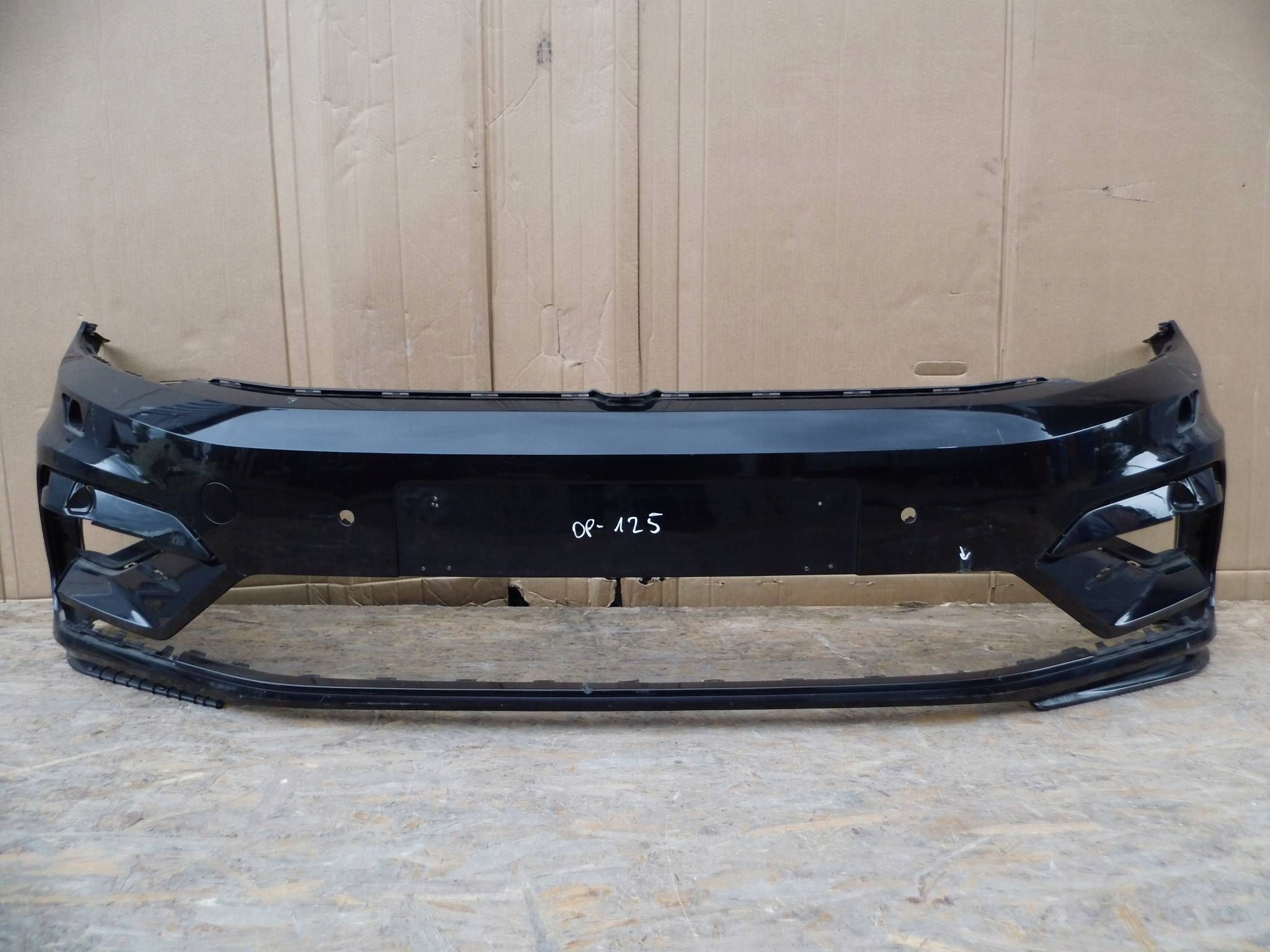 VW Touran III 2015+ R-LINE bumper front front 5TA807221 5TA807217