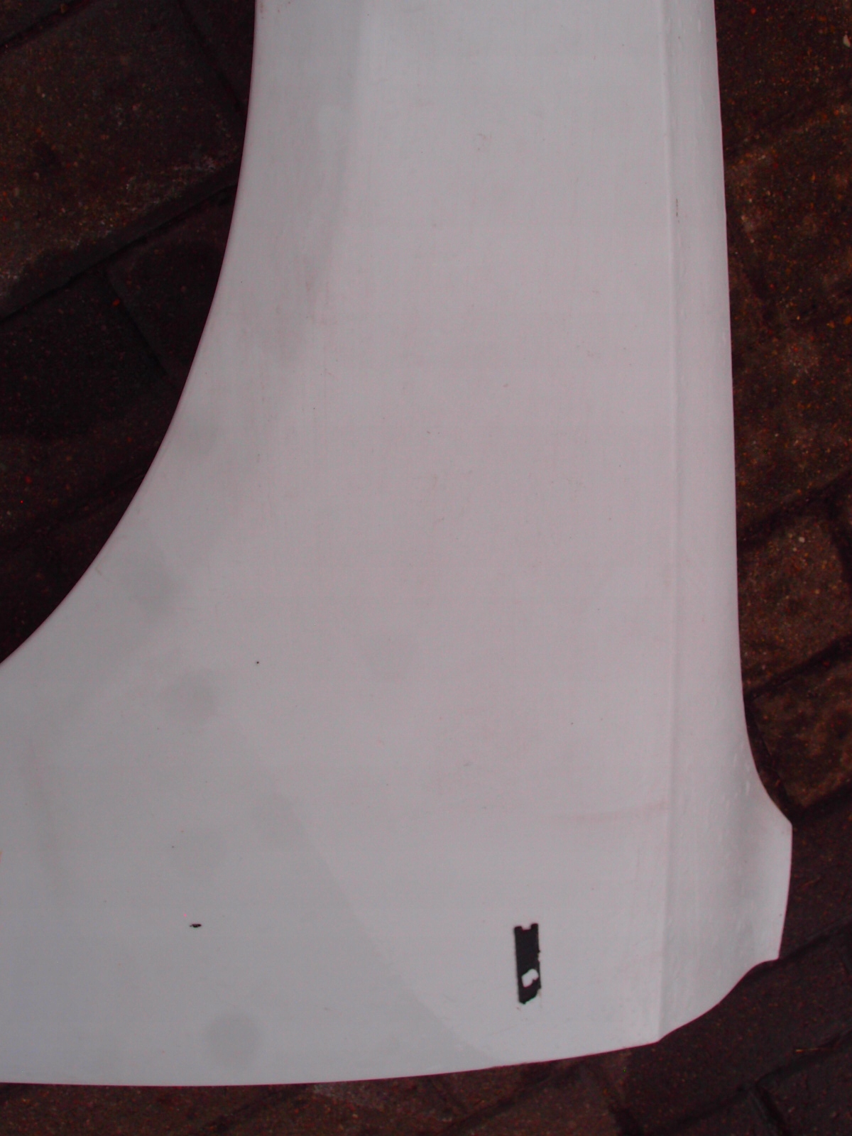 BŁOTNIK LEWY PRZÓD AUDI A5 2013r Producent części Audi OE