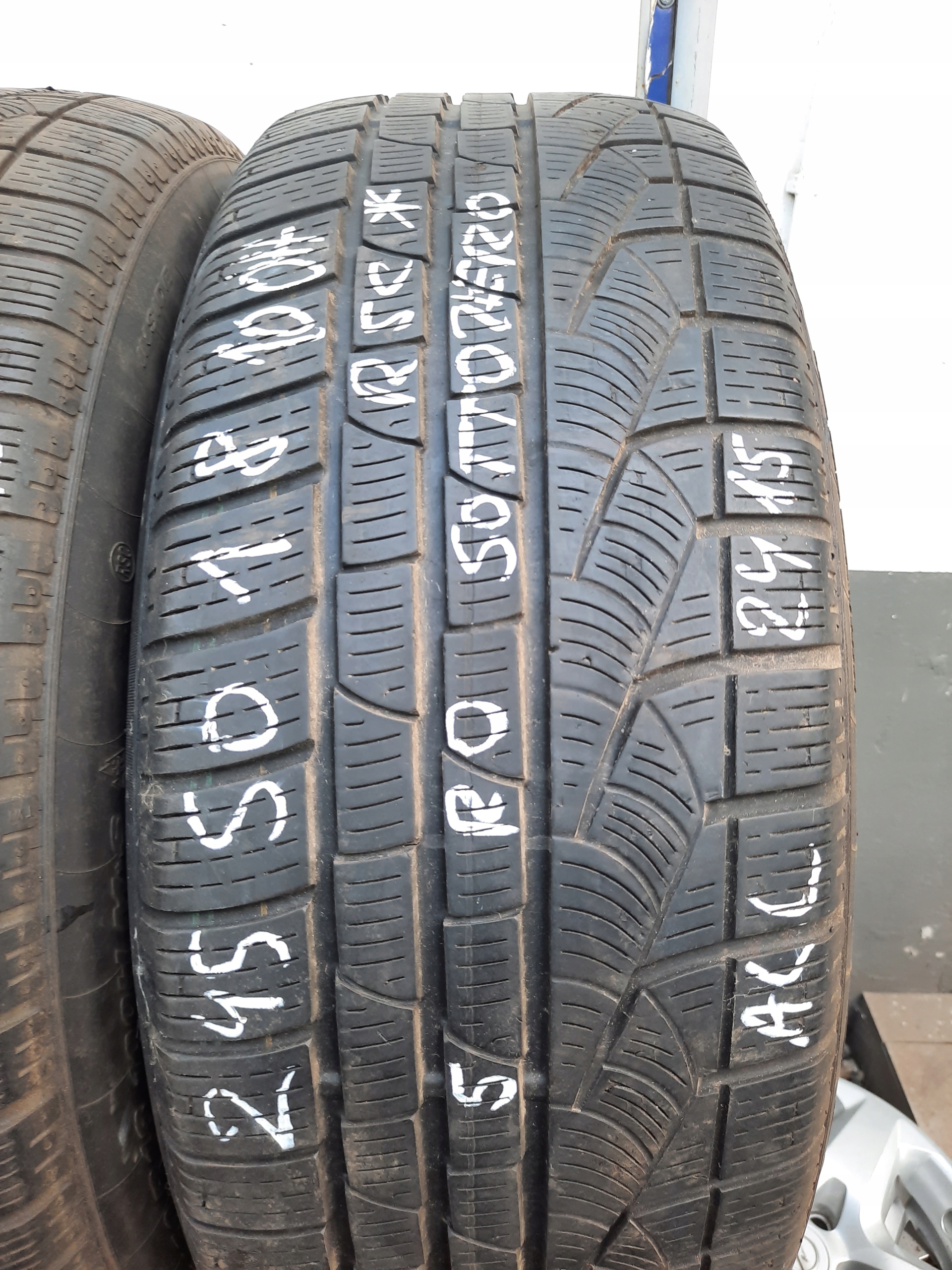 4x ZIMOWE 245/50R18 100H PIRELLI SOTTOZERO RSC * Hałas zewnętrzny 72 dB