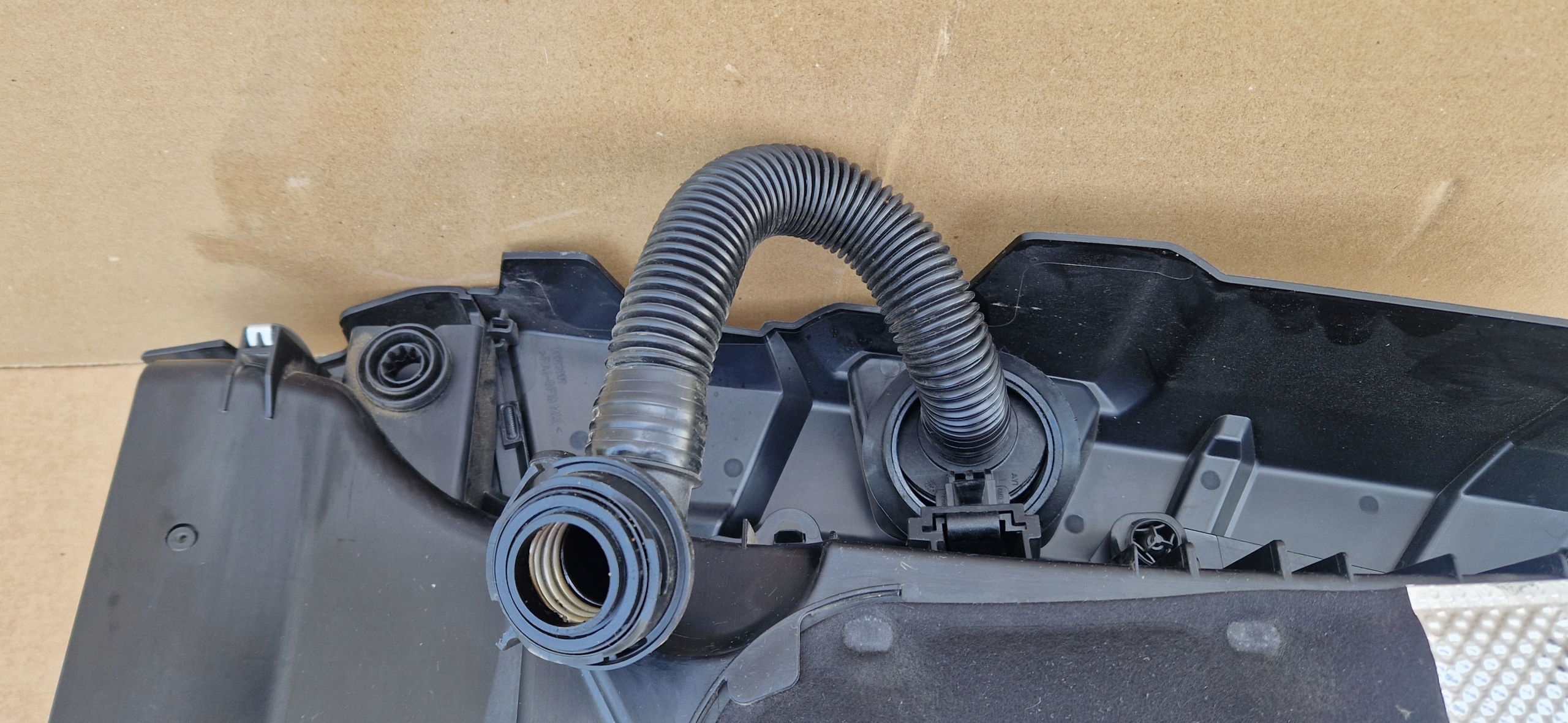 Gehäuse filter luft 4M0133837AA AUDI Q7