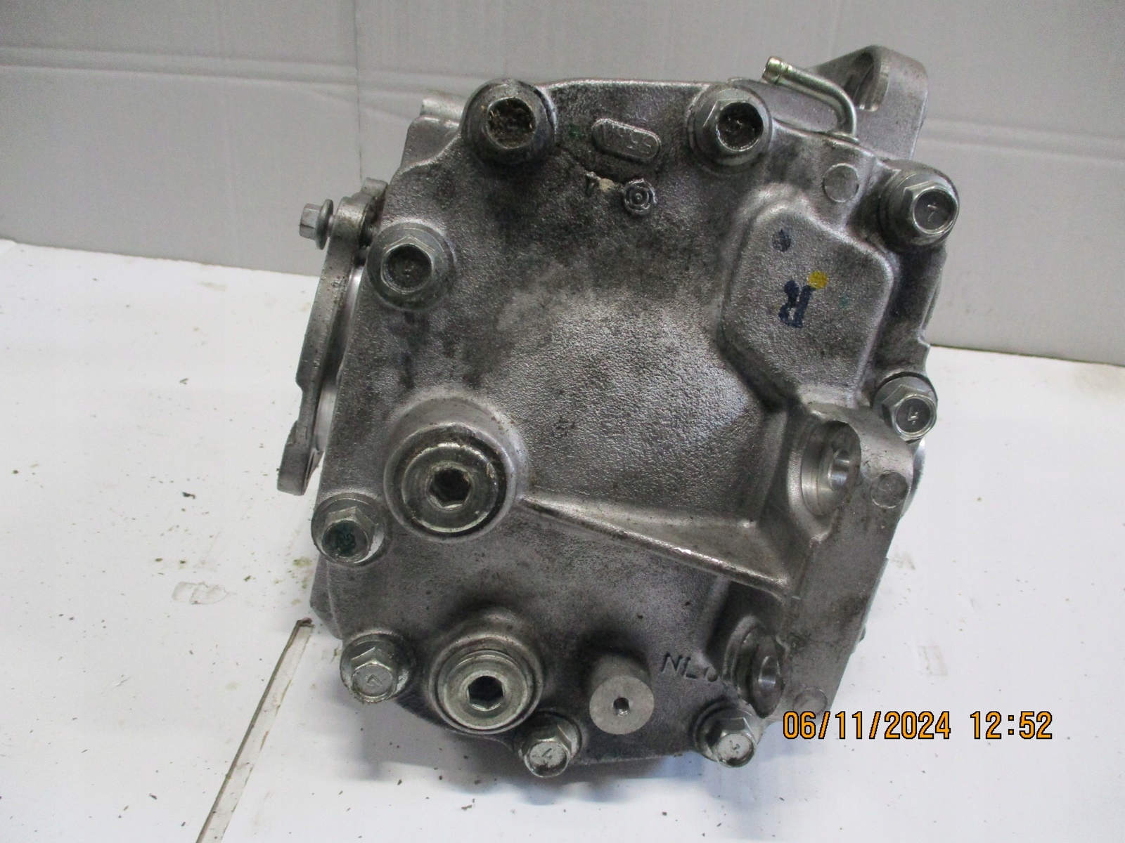 diff differential INFINITI QX70 3,0D 1BY front front
