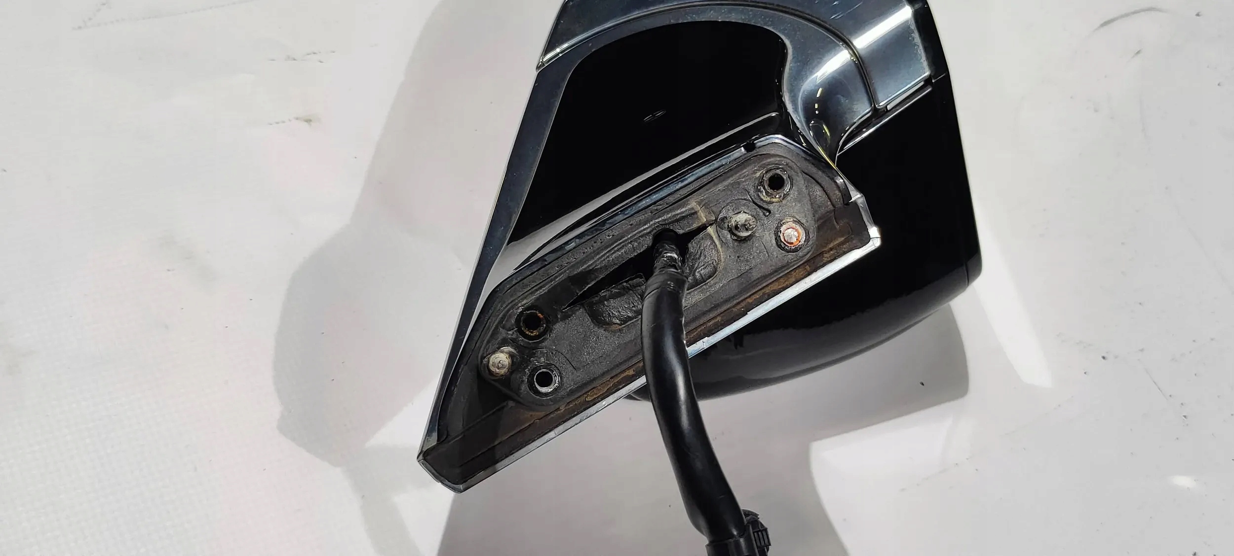 mirror left 16 pin blind spot Lincoln Continental 2017