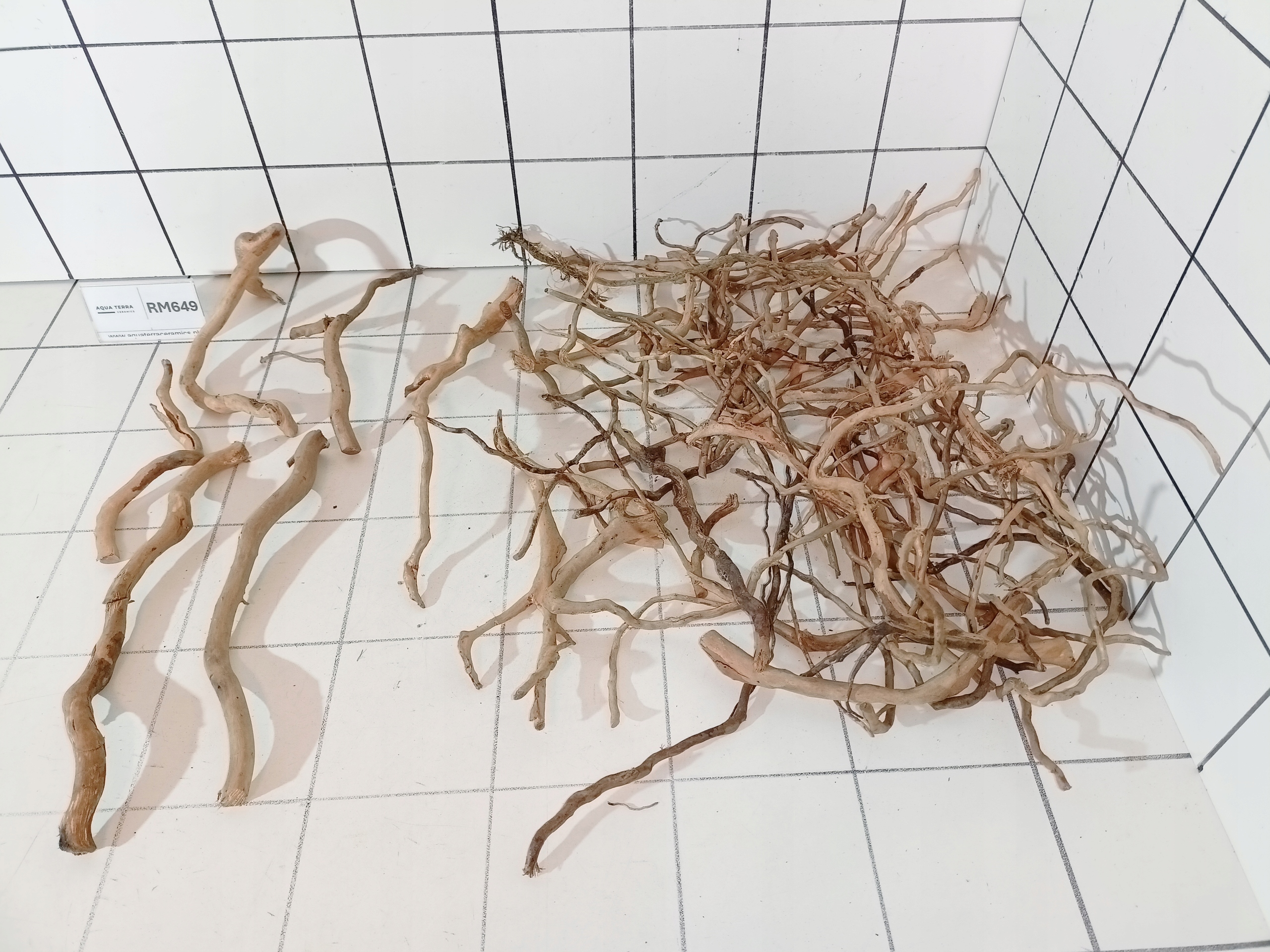 Korzeń Gałązki Red Moor RM649 Dekoracja 500G Zestaw Do Akwarium Terrarium