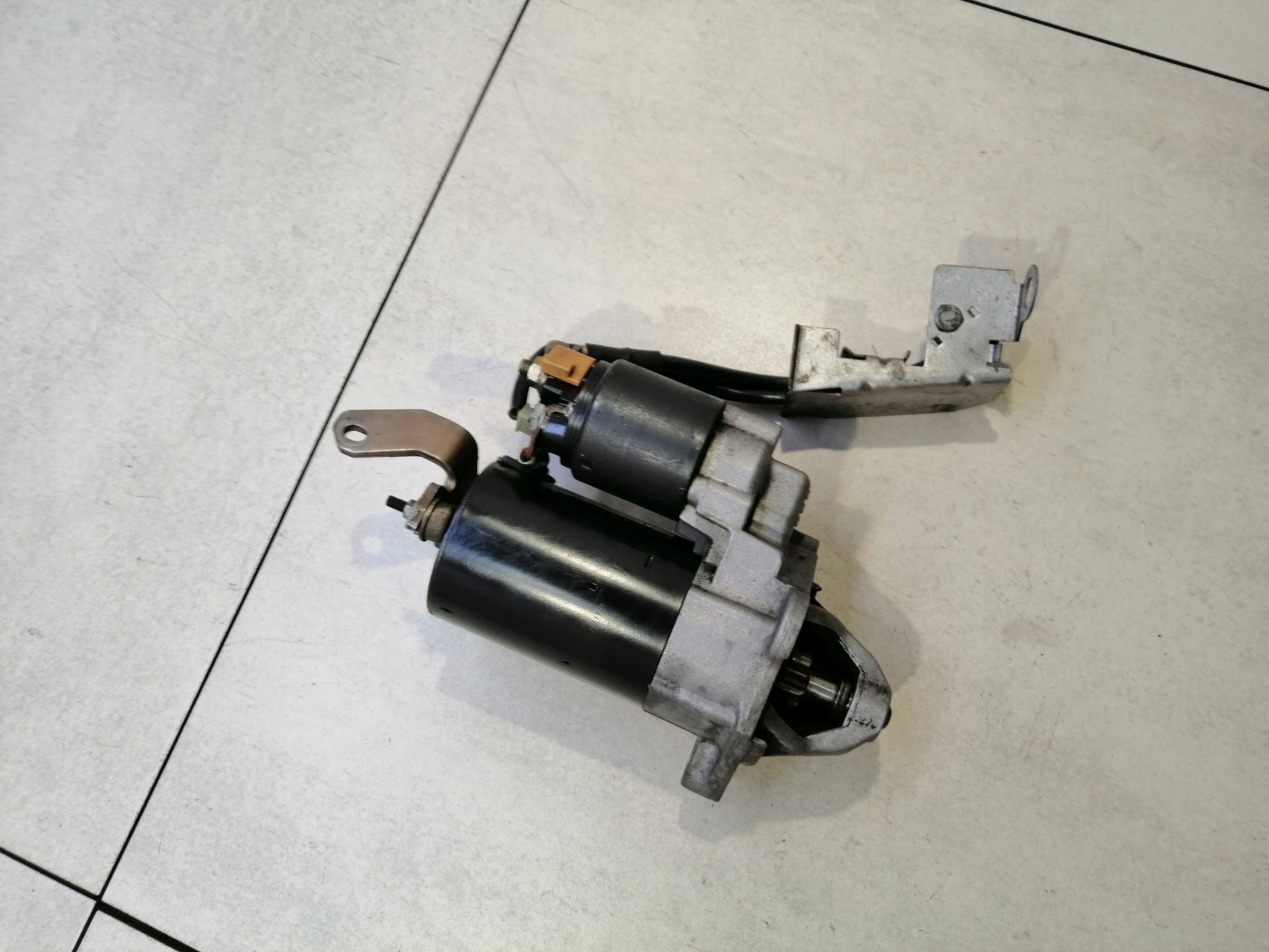 starter PASSAT B5 LIFT 1.6 0001107073