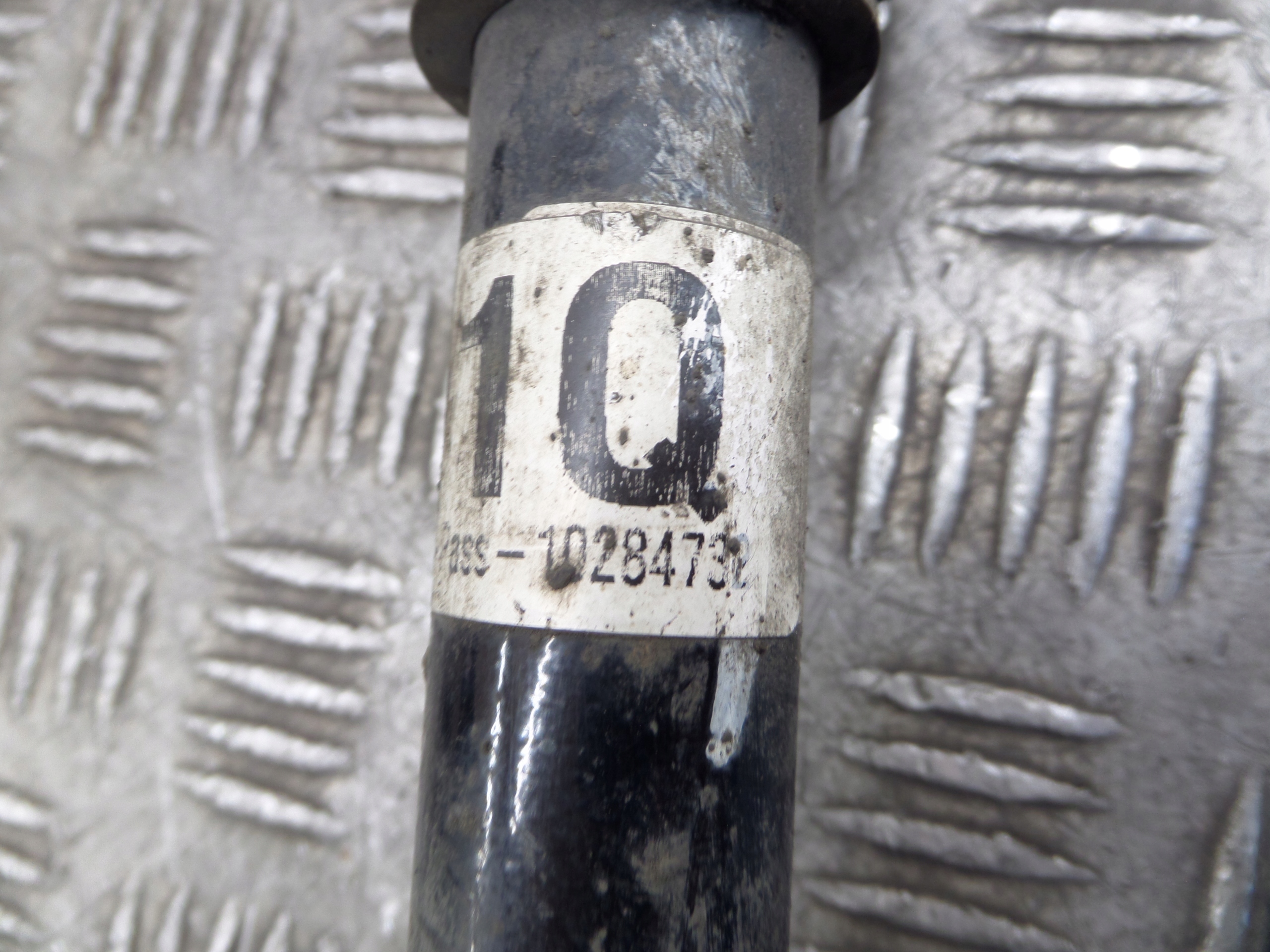 semi-axis left short. NISSAN QASHQAI J11