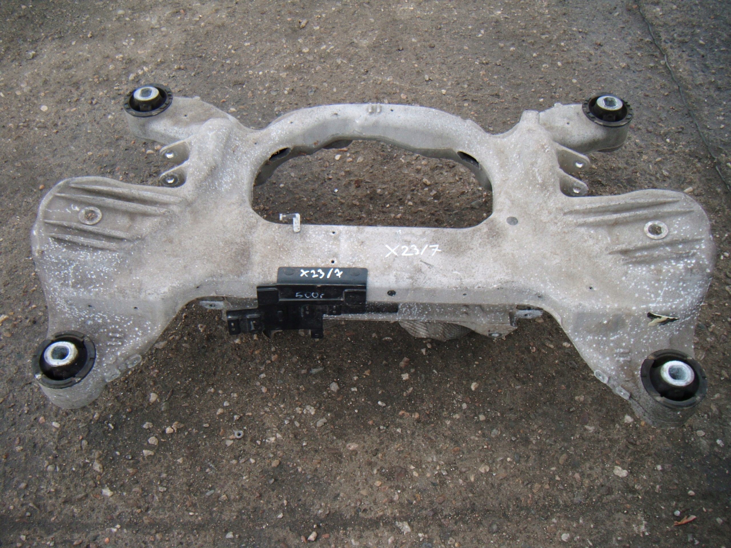 RANGE ROVER SPORT L494 WÓZEK KOŁYSKA TYŁ