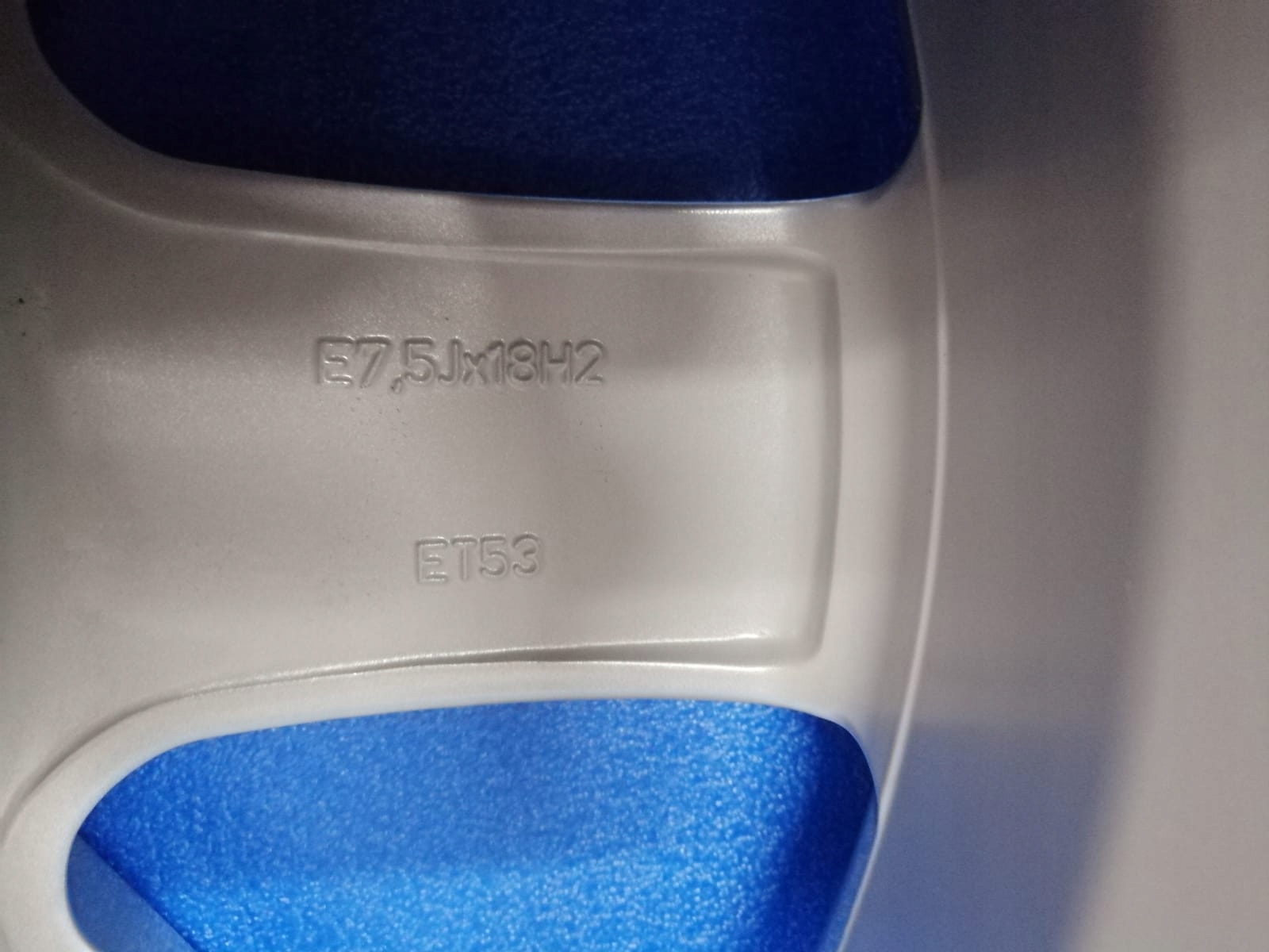 ALUFELGI AUDI VW 7 5Jx18 ET53 4L0071498F 5x130 Rim width 7 5