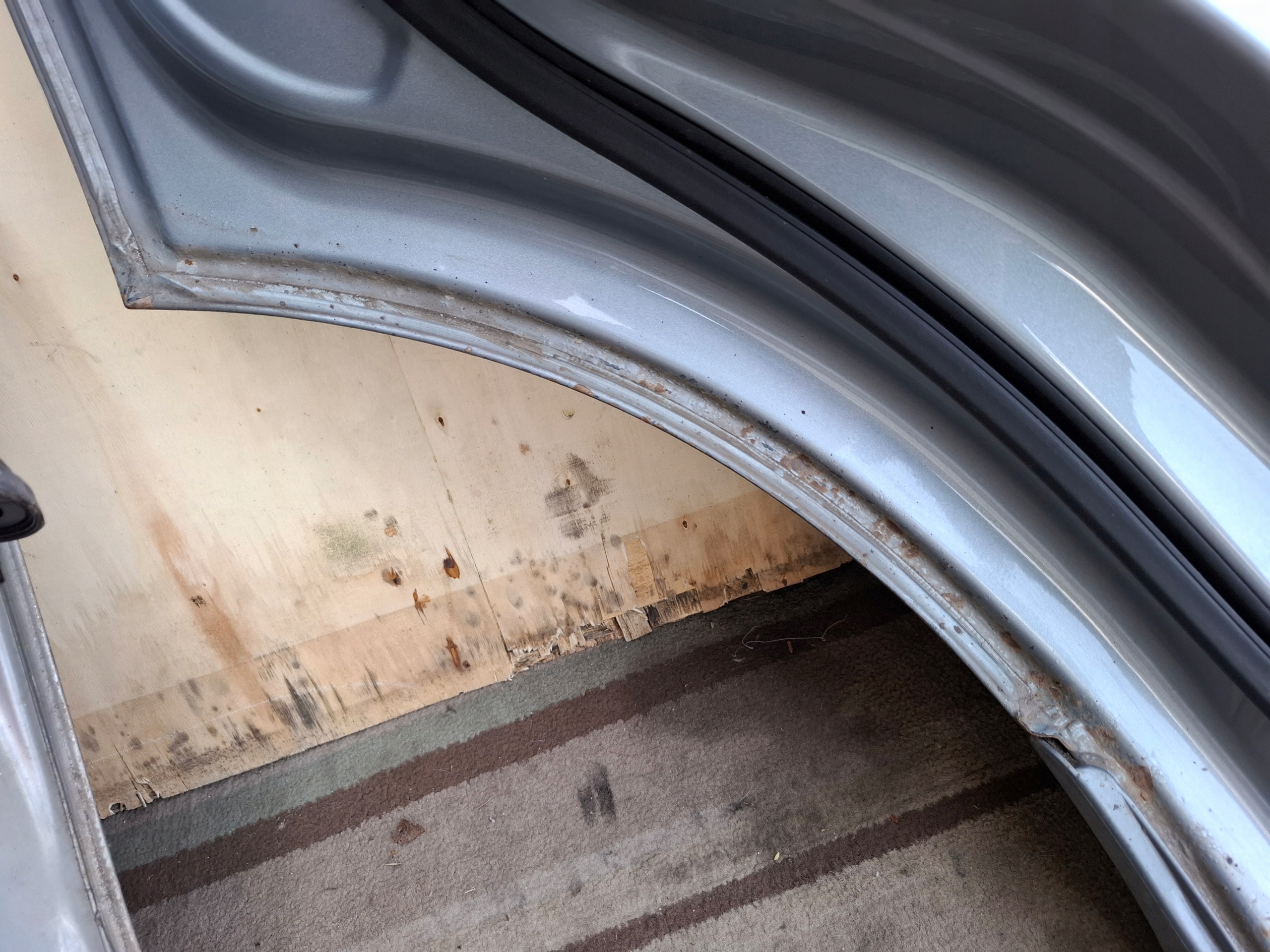 dveře levé předek záď AUDI Q7 06r LX7U