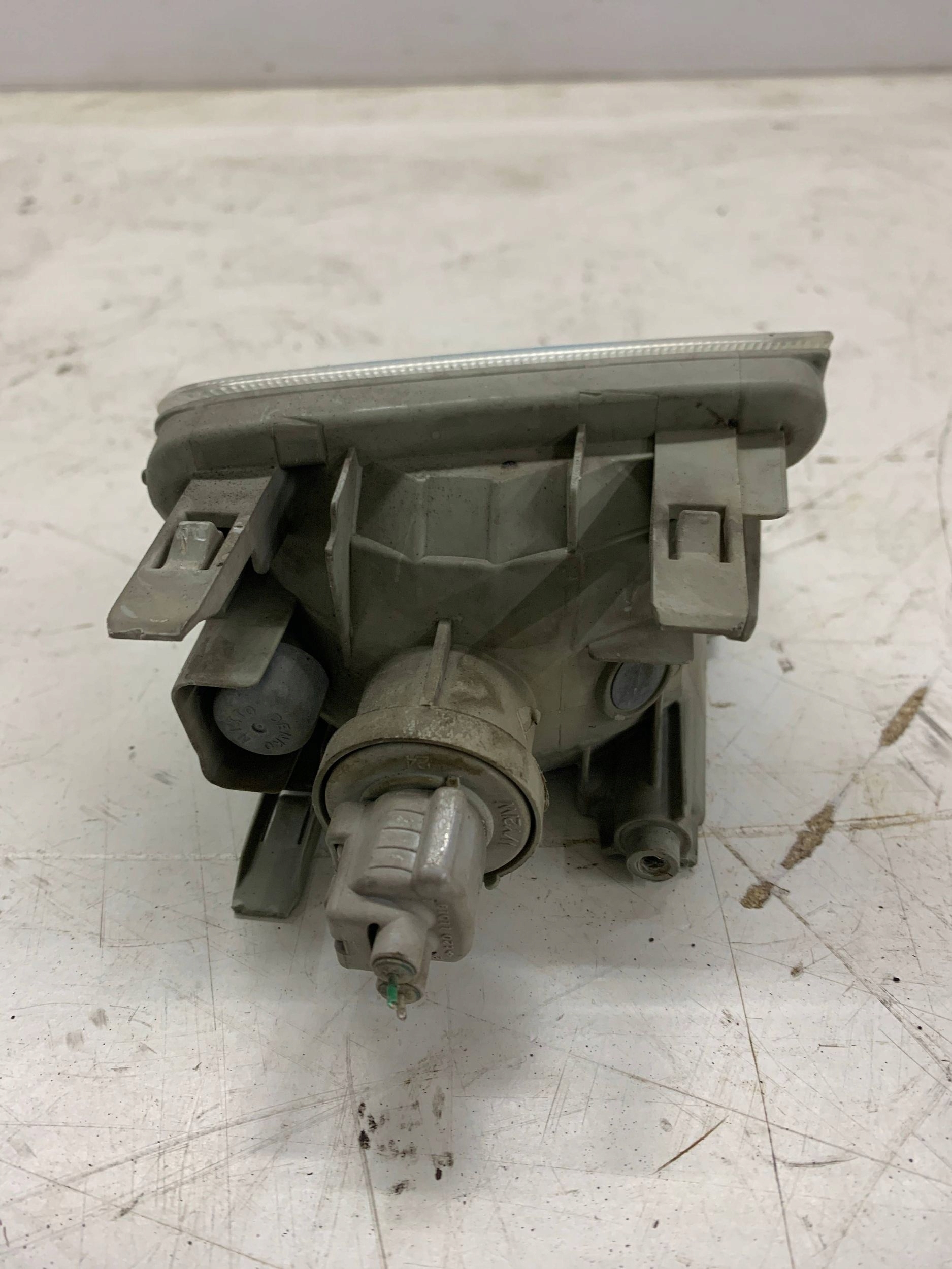 indicator right front right front 81510-47020 TOYOTA PRIUS III 2011