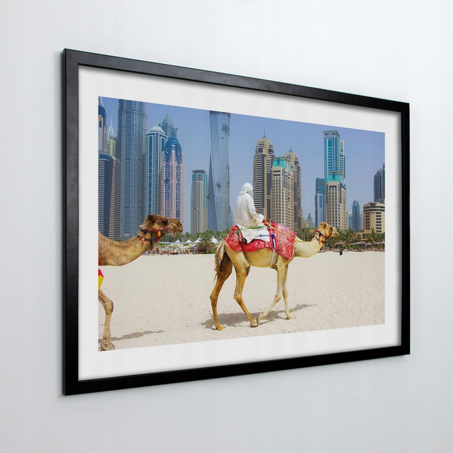 Obraz v rámu na zeď Dubaj velbloudi 70x50 cm