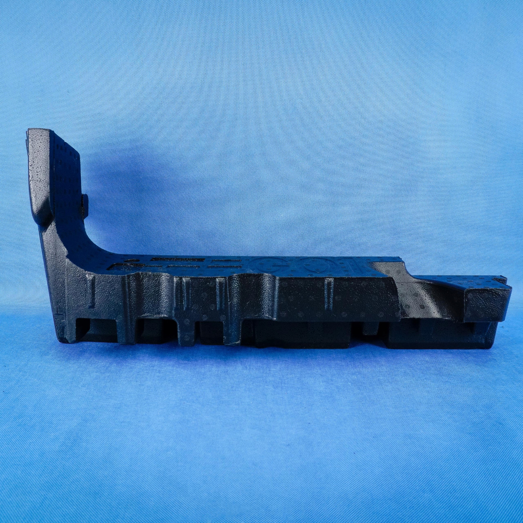 polystirene boot BMW X3 G01 51477396592 7396592