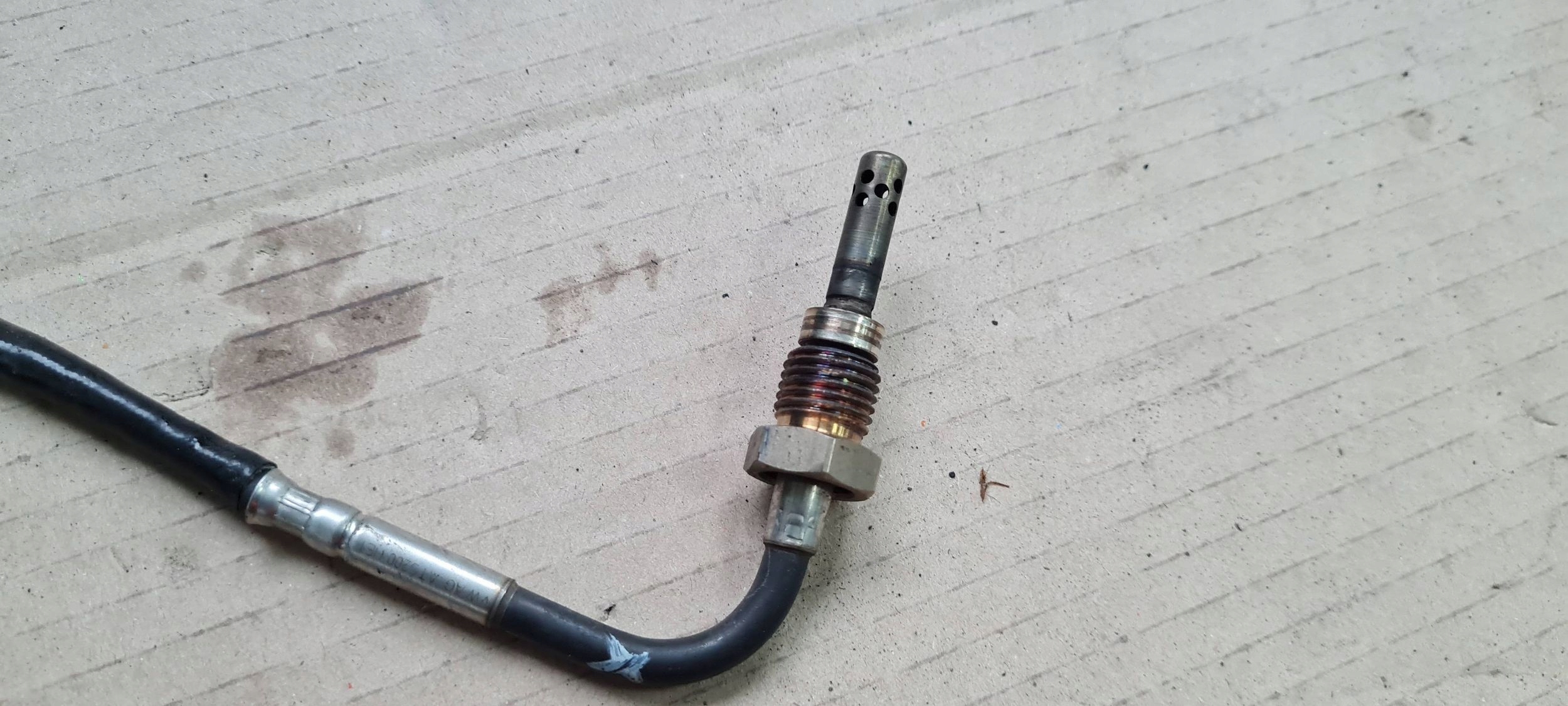 A6 C7 4G LIFT Sensor TEMPERATURY Gase 2.0 TDI 4G0906088J