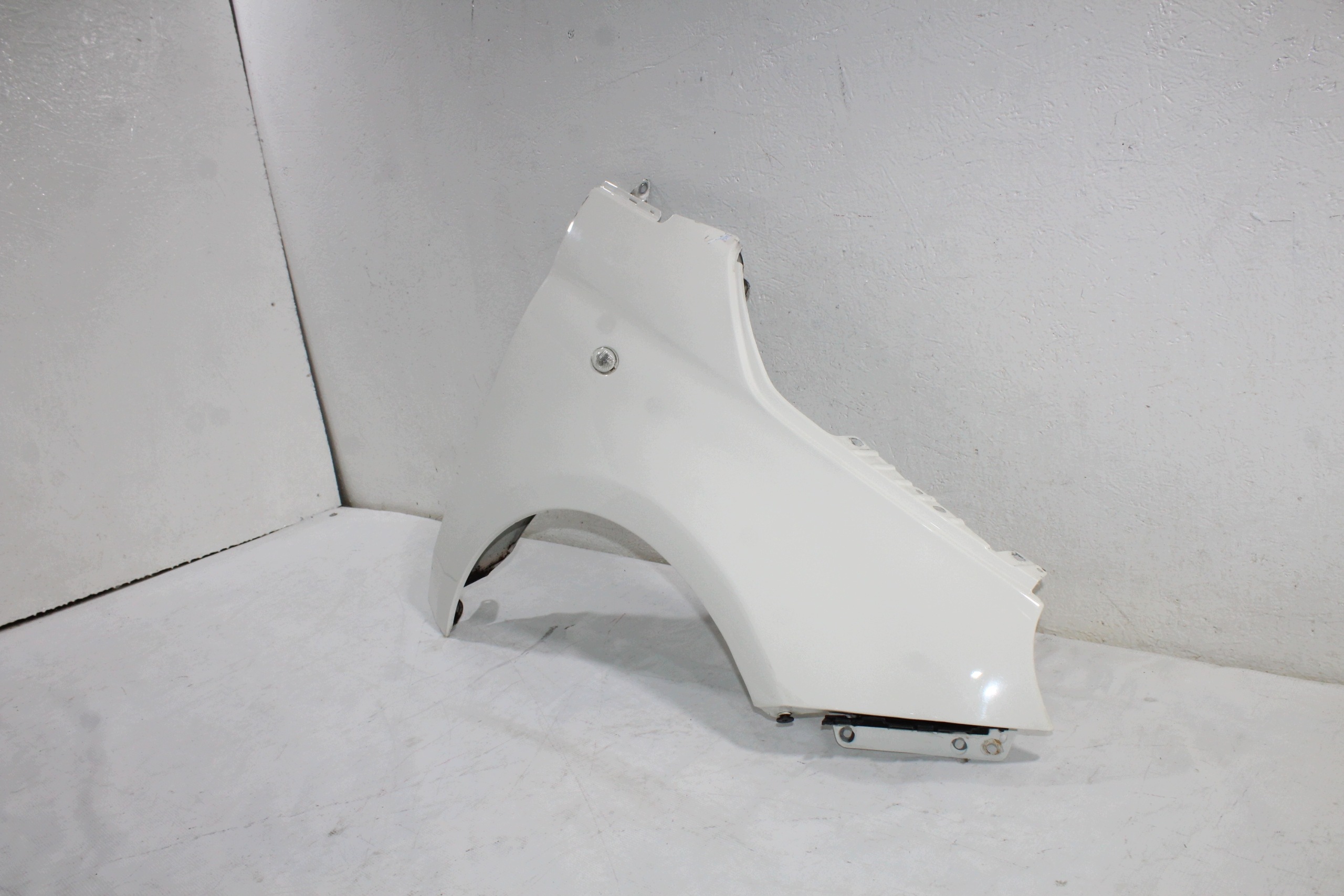 Fiat 500 fender right front front