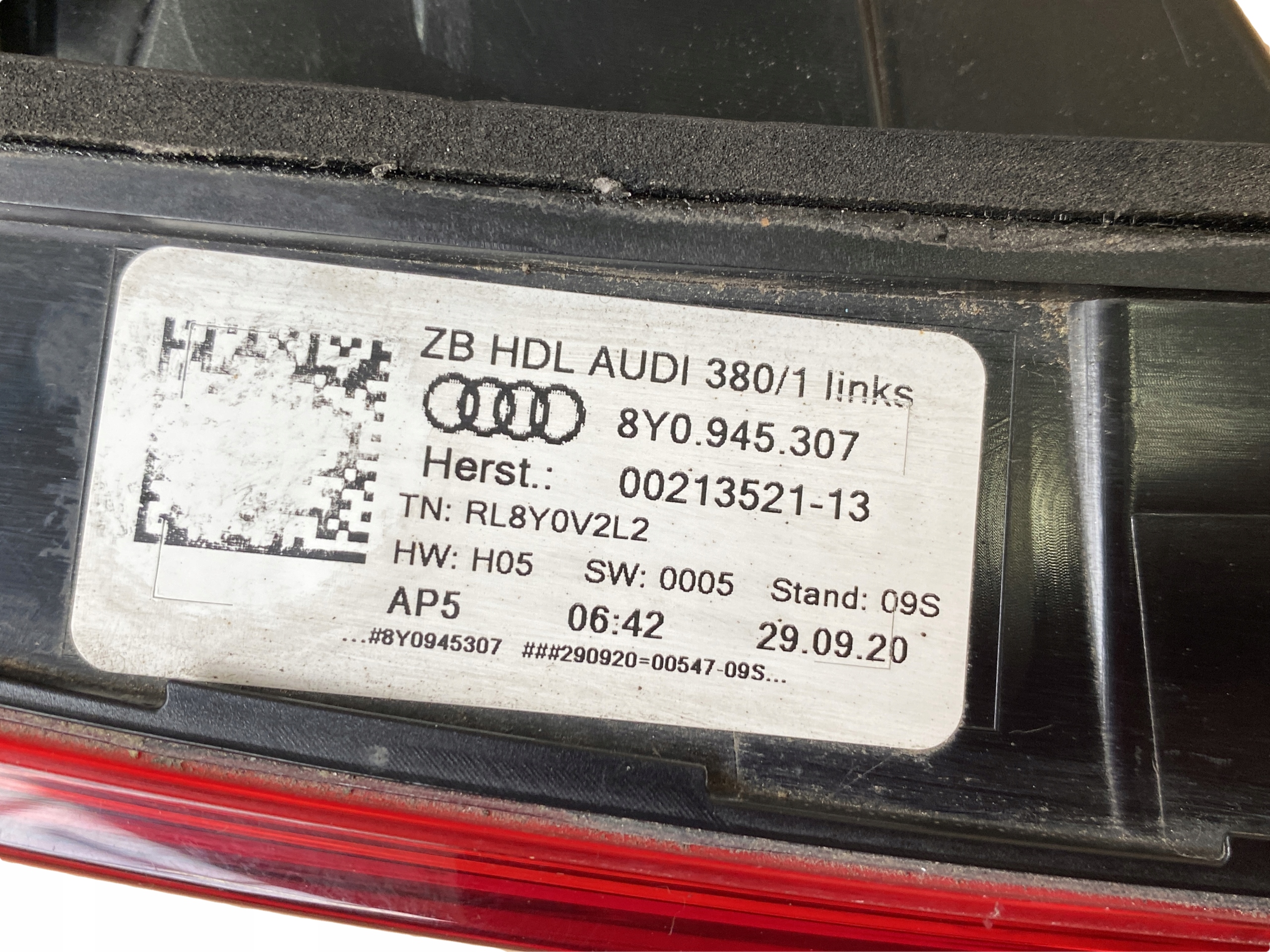 AUDI A3 8Y light left LED rear part 8Y0945307
