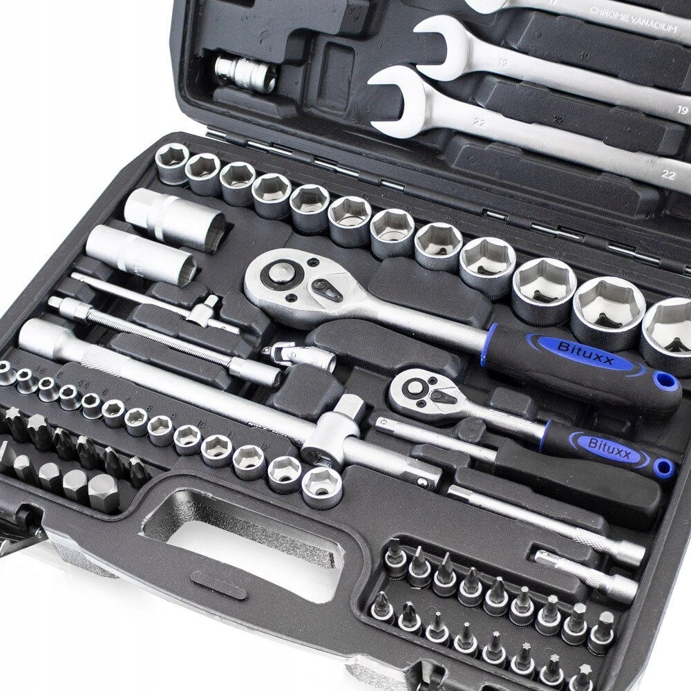 ZESTAW NARZĘDZI 82 ELEMENTY Liczba elementów w zestawie 94