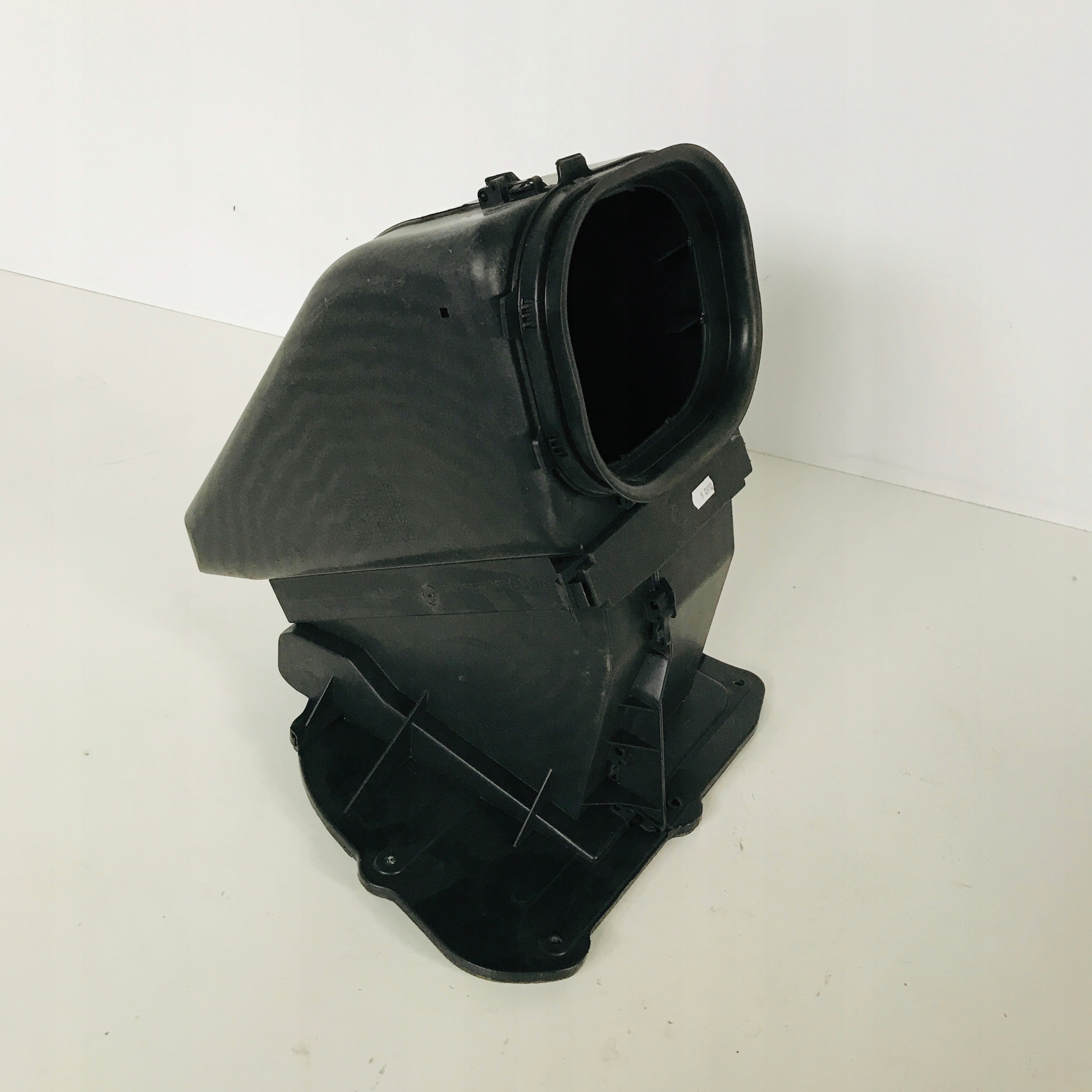 A504225124 504225124 - КОРПУС ВОЗДУШНОГО ФИЛЬТРА САЛОНА IVECO DAILY III НОВЫЙ ORG