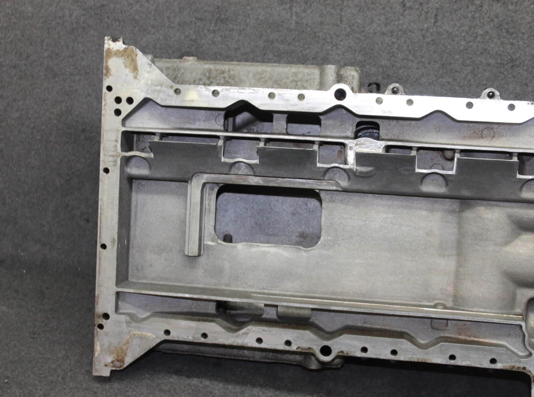BMW E60 E63 M5 M6 S85B50A V10 5.0i - Ölwanne 7840542