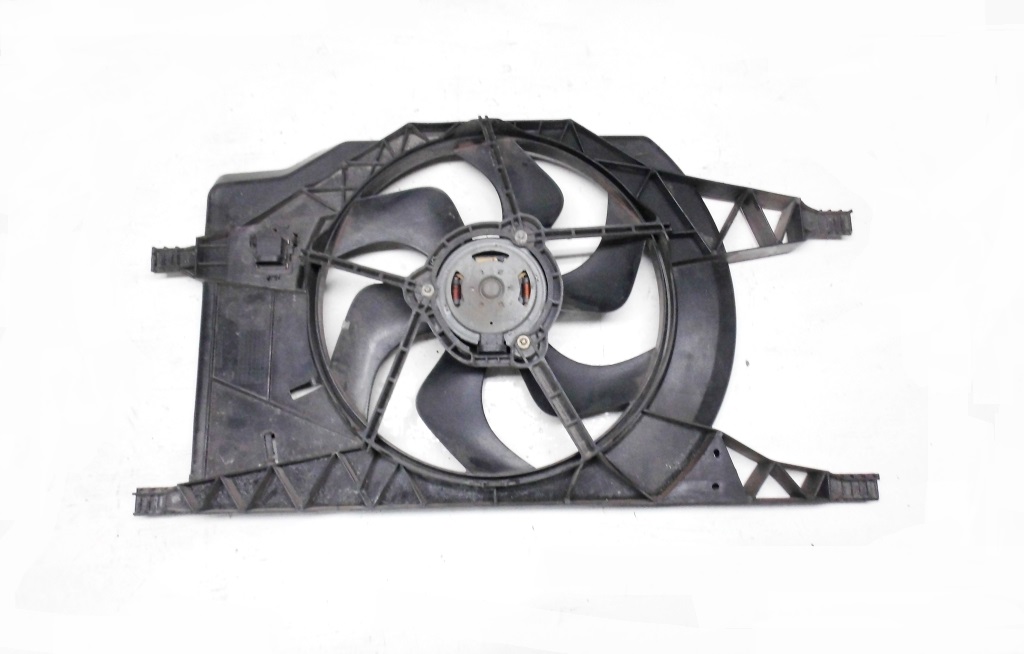 Вентилятор радиатора RENAULT LAGUNA (2001-2005) 2002 купить бу Z16889305 - iZAP2