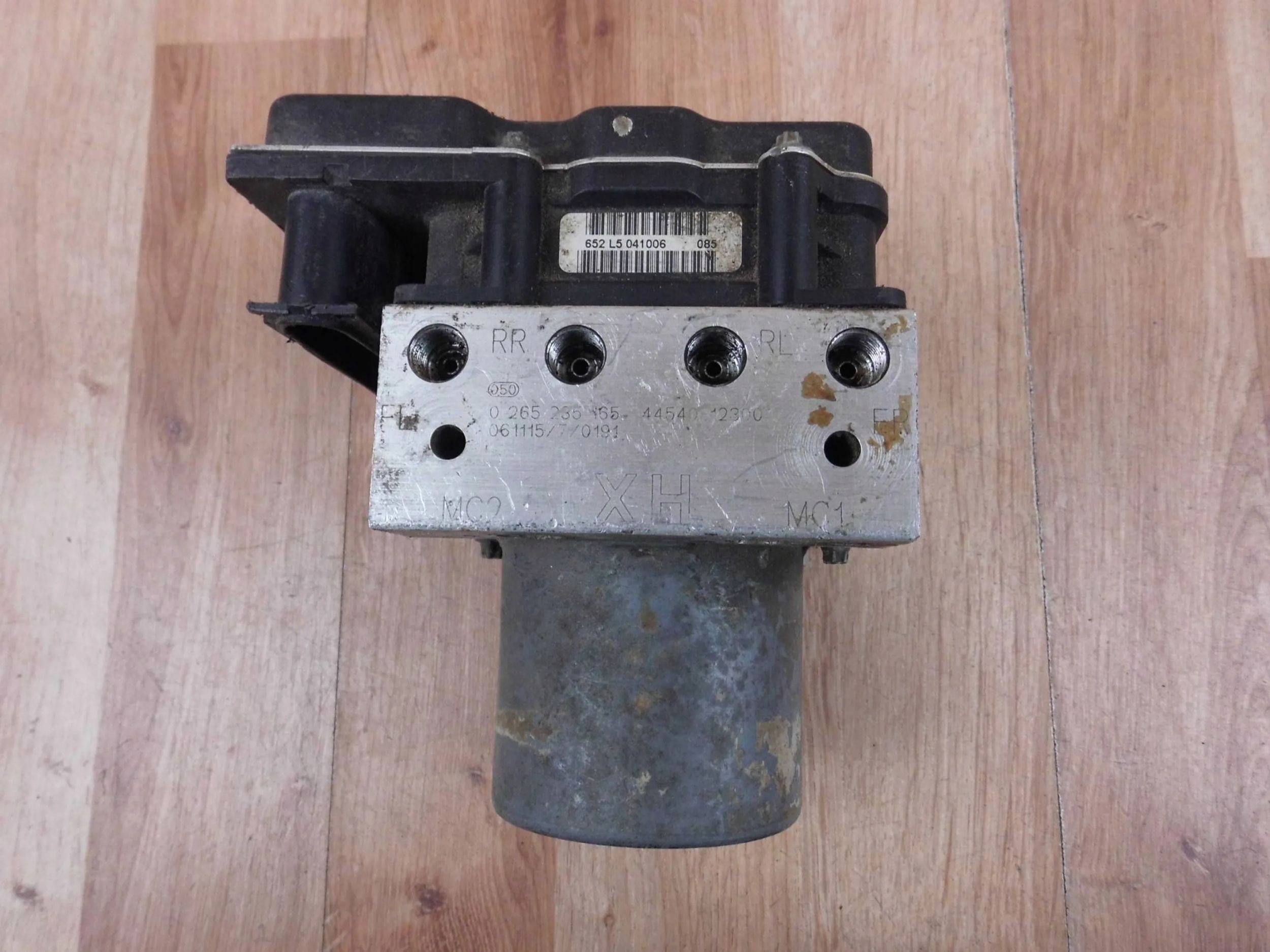 Toyota Auris e E150 Pompa ABS 0265950512 44540-12300
