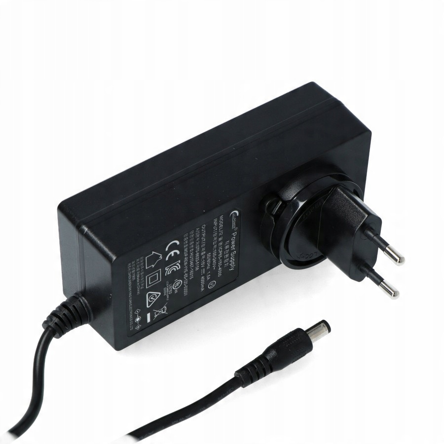 

Zasilacz impulsowy 15V/4A wtyk DC 5,5 2,1mm