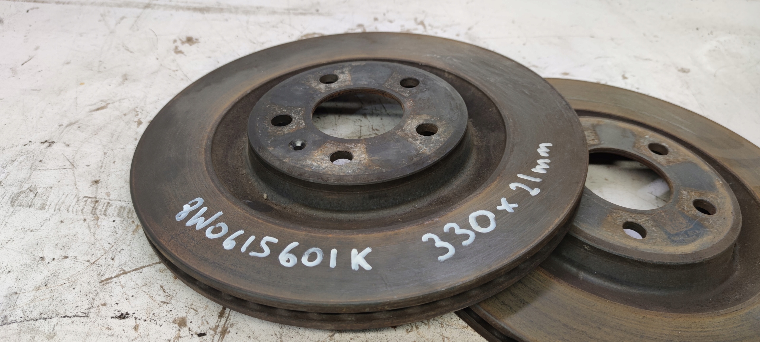 discs brake rear part AUDI A6 A7 8W0615601K 330MM