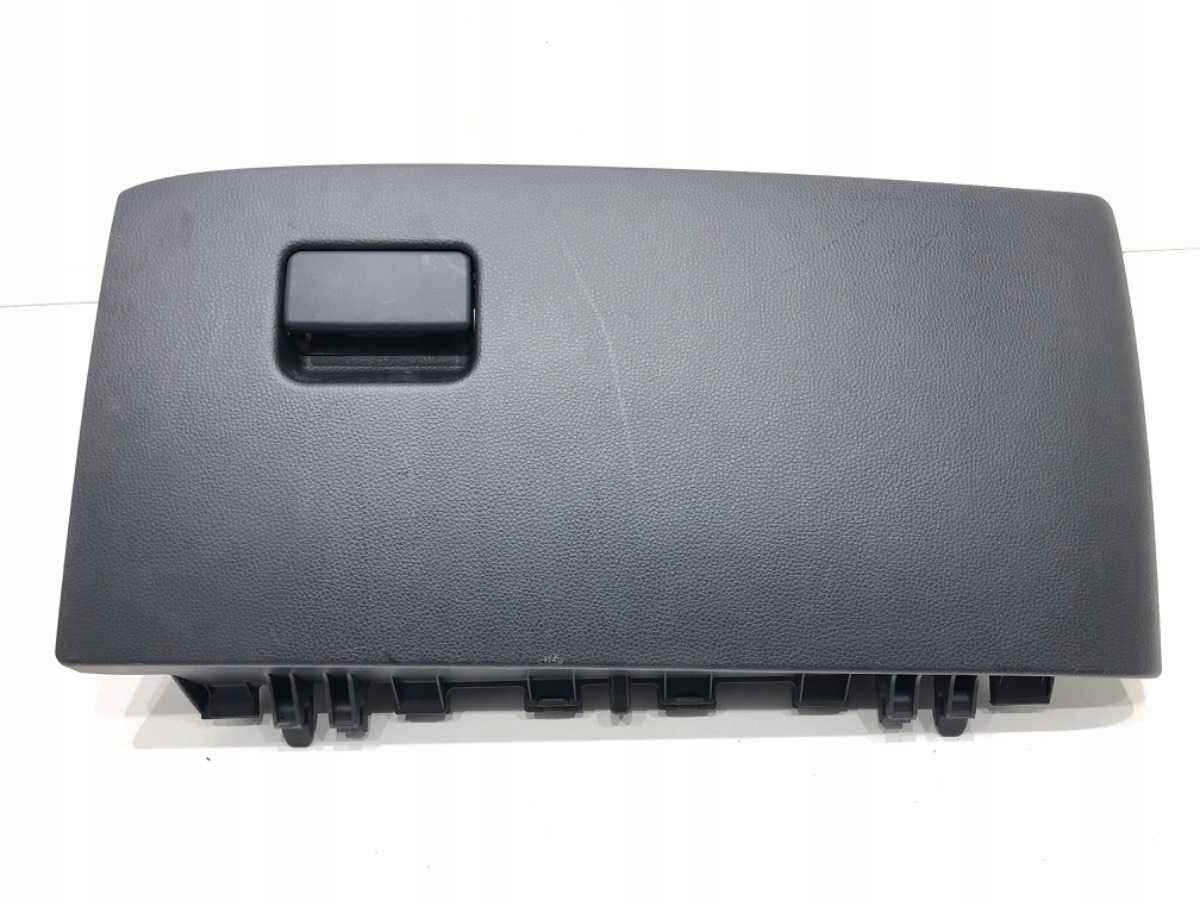 SCHOWEK PASAŻERA TOYOTA YARIS IV Hatchback PÓŁKA