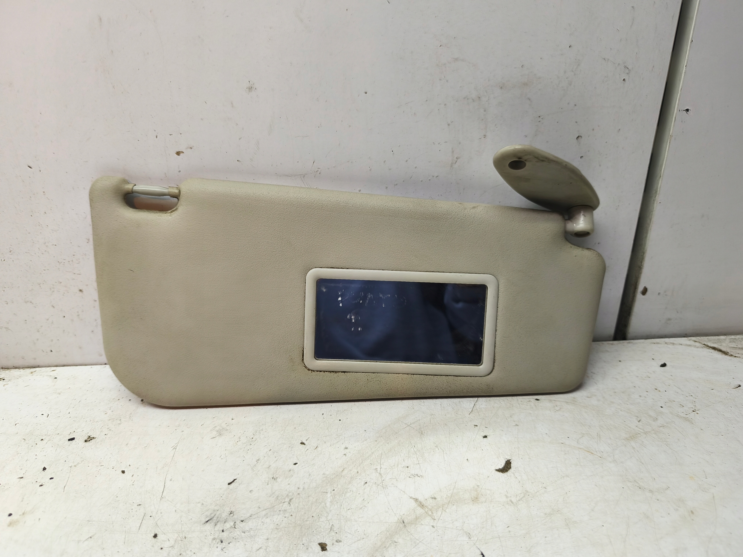 PUNTO II 99-03 OSŁONA PRZECIWSŁONECZNA PRAWA