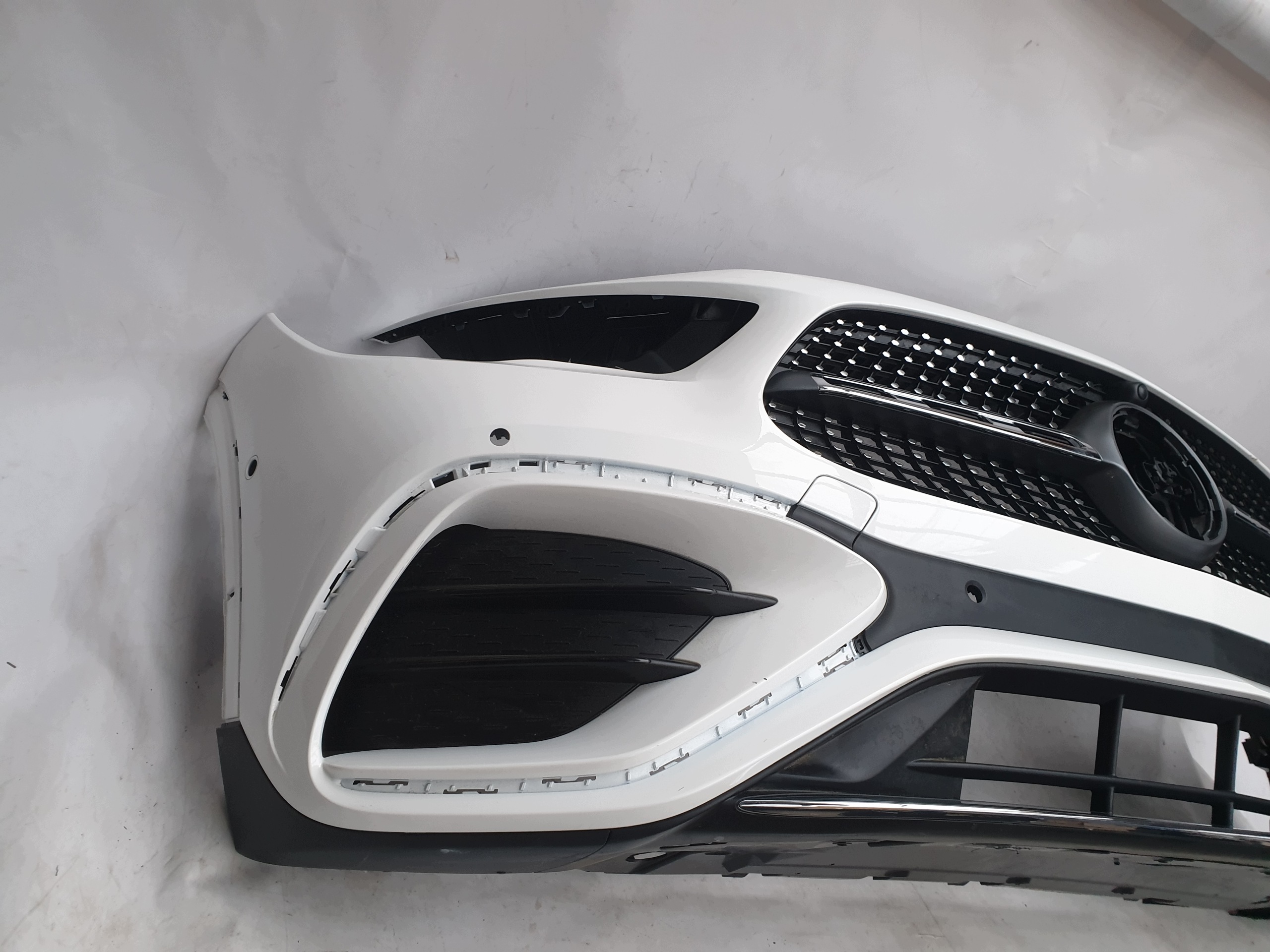 MERCEDES GLA W247 AMG LIFT 23- bumper front front PDC A2478857908