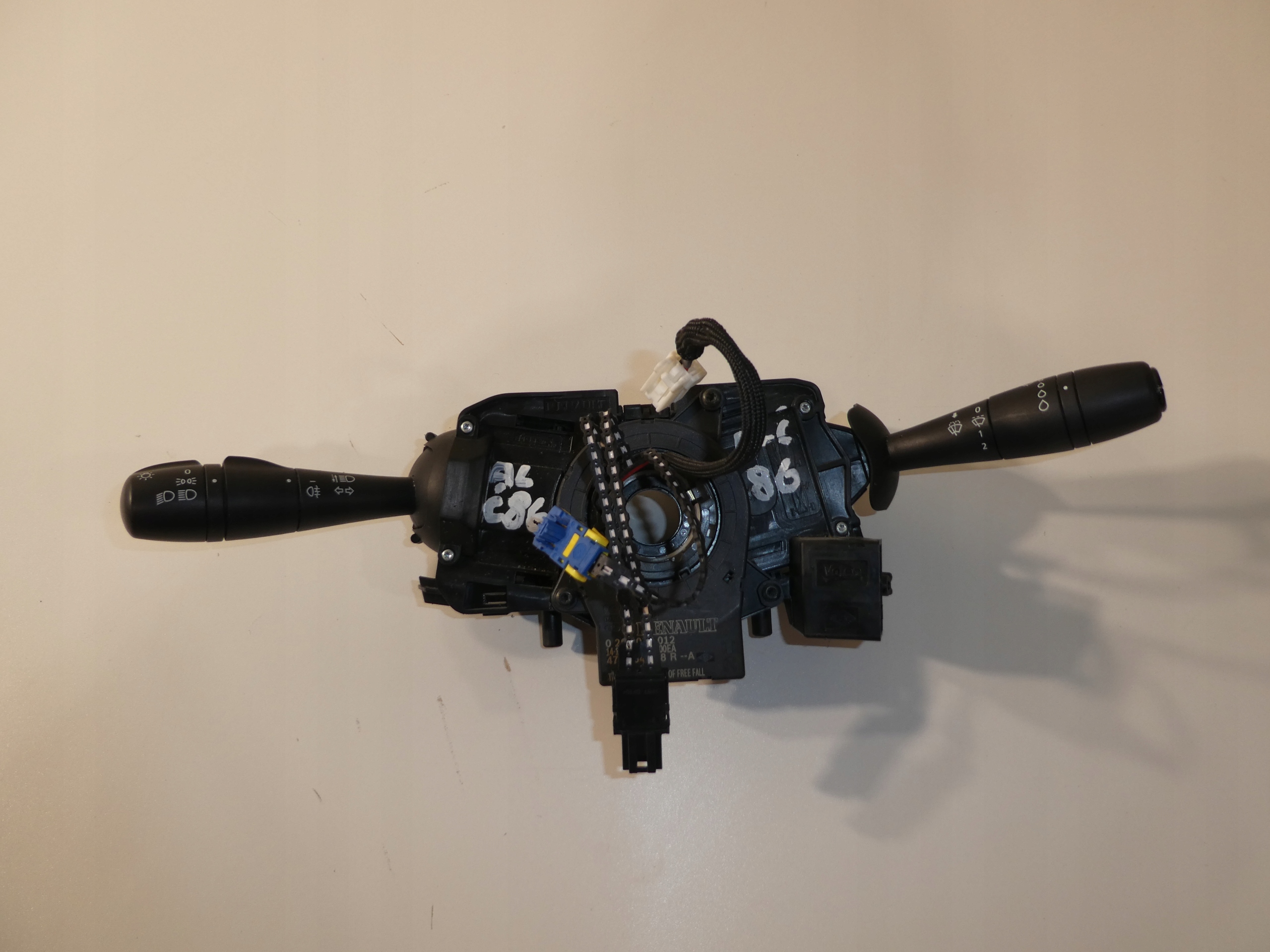 steering wheel levers and controls ring TRAFIC III VIVARO B 479454698R