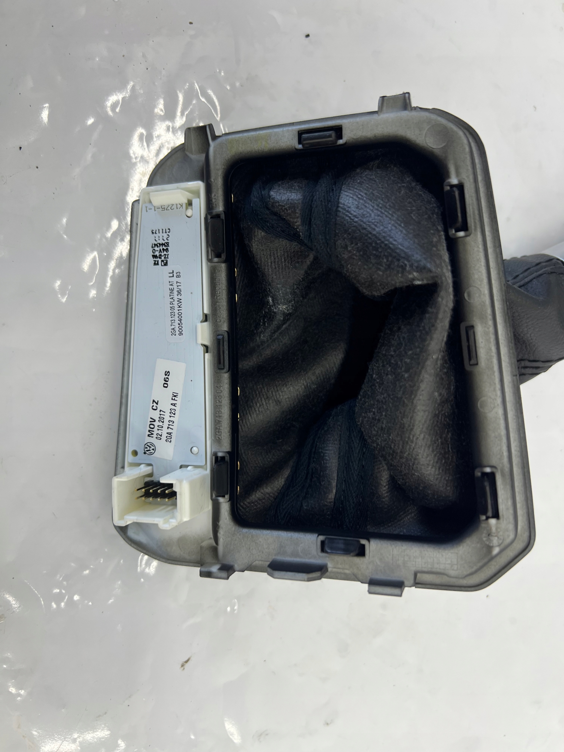 LEVA CAMBIO AUTOMAT DSG VW T-ROC 2GA713123A