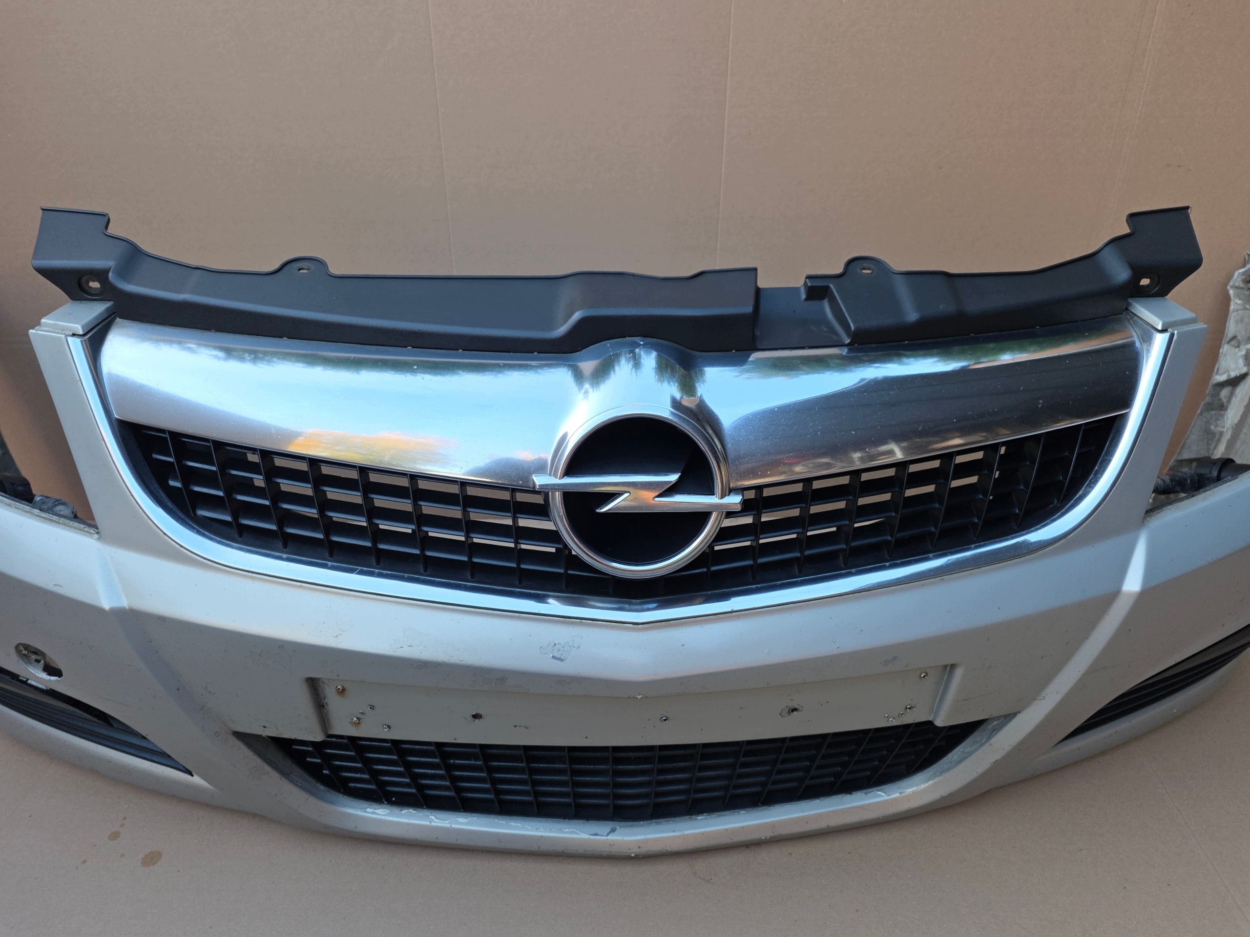 OPEL VECTRA C SIGNUM LIFT XENON front bumper front washers grille