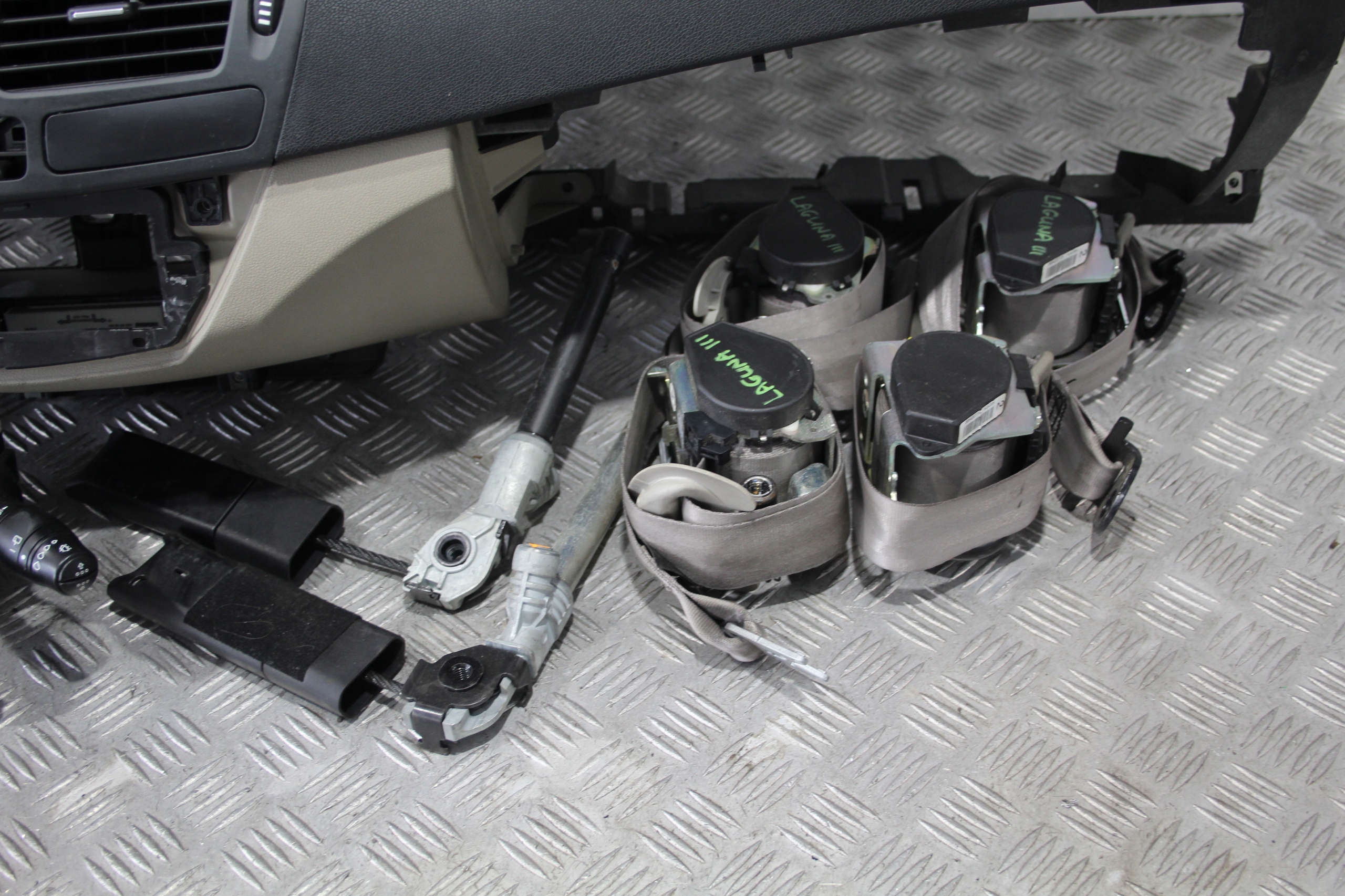 dashboard console airbag airbags LAGUNA III 3