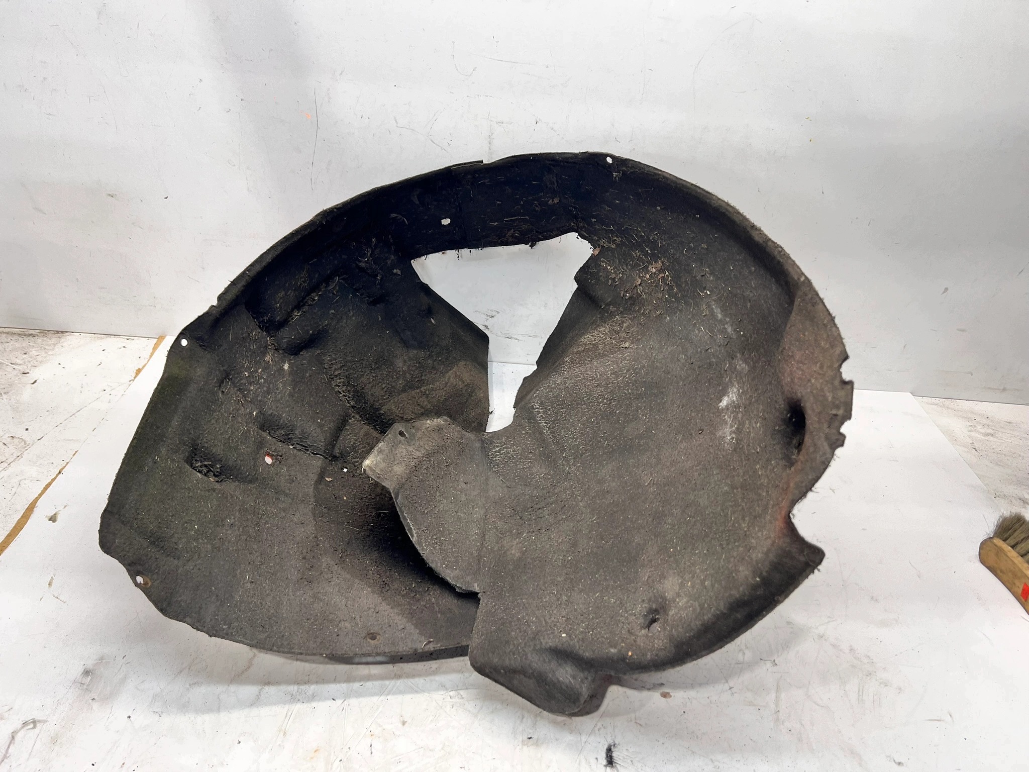 mudguard left front MATERIALOWE AUDI A4 B8 8K0821171G 25/26