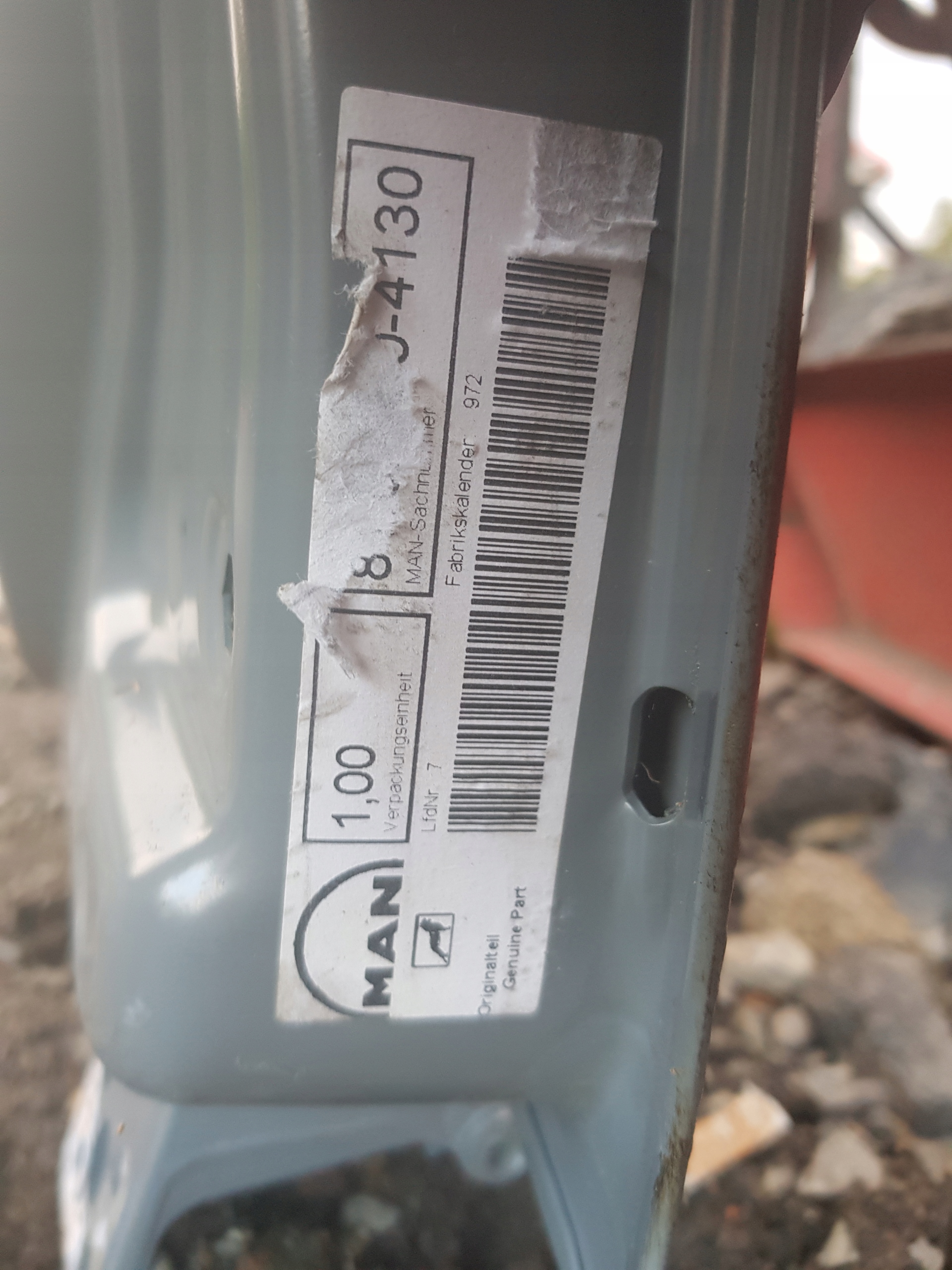 DRZWI PRAWE do MAN TGA TGX w podkladzie Producent części MAN OE