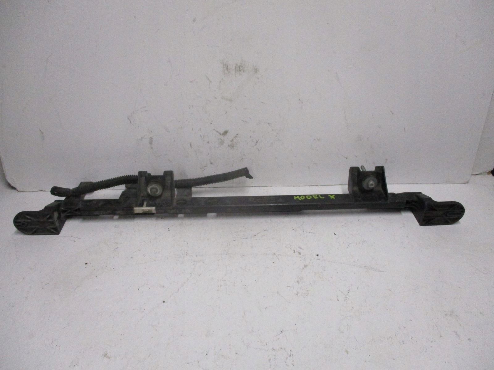 pillar holder radiator TESLA X