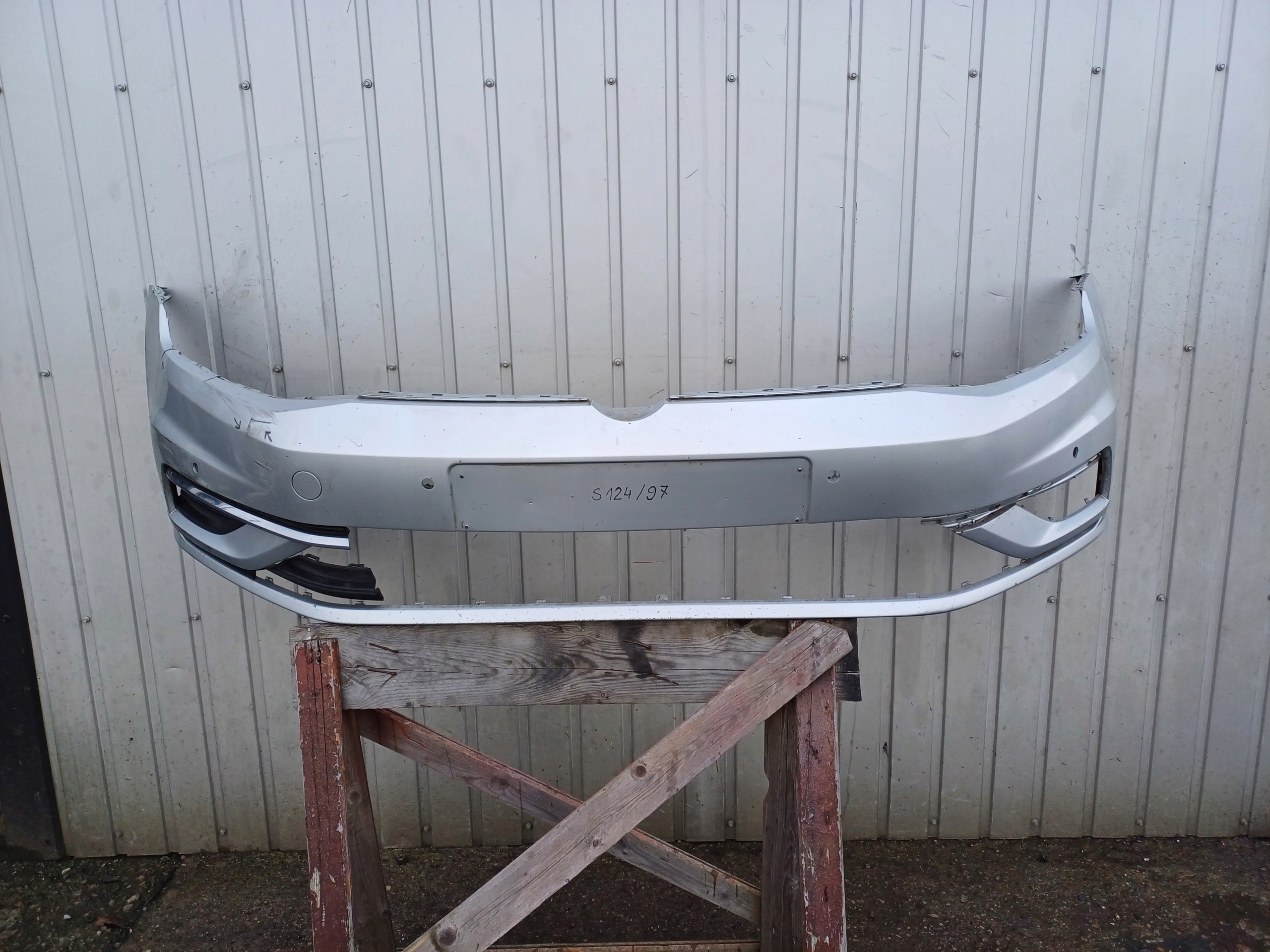 VW GOLF 7 VII LIFT 16- ZDERZAK PRZÓD PRZEDNI PDC 5G0807221FL