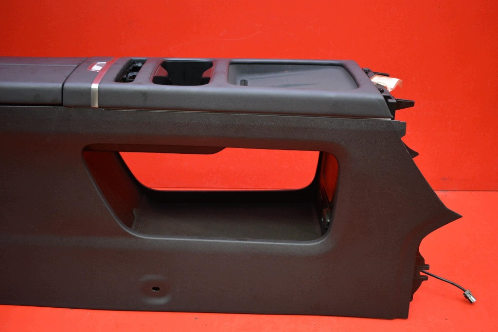 TUNEL central armrest 401004001AA-2 JAECOO J7 23