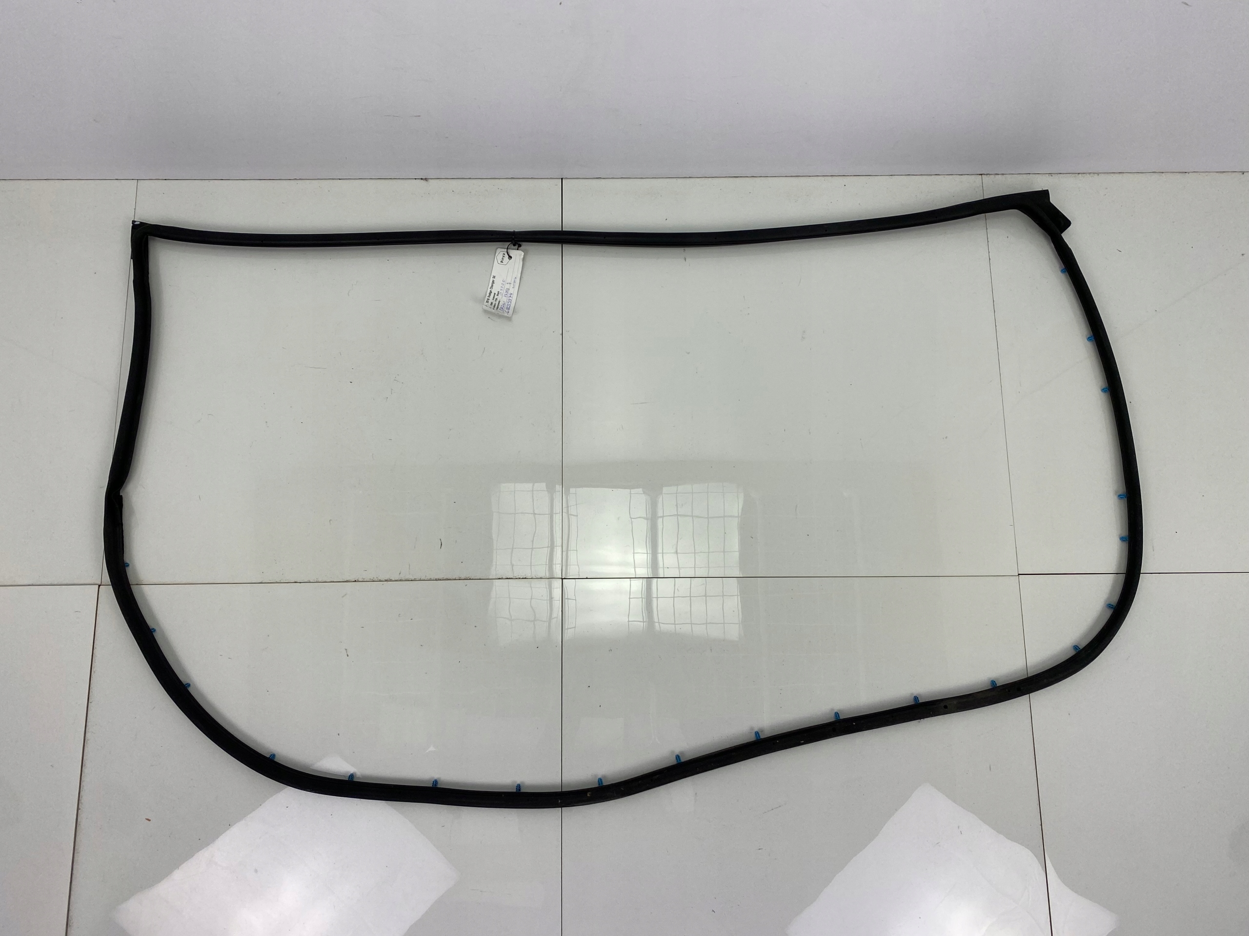 Dichtsatz Tür przednich Dodge Charger 2015+ USA