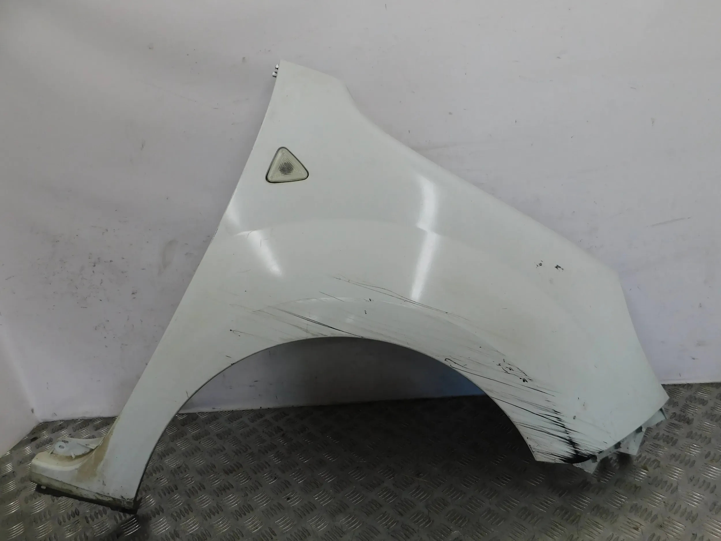 fender front front right RENAULT KANGOO II 08