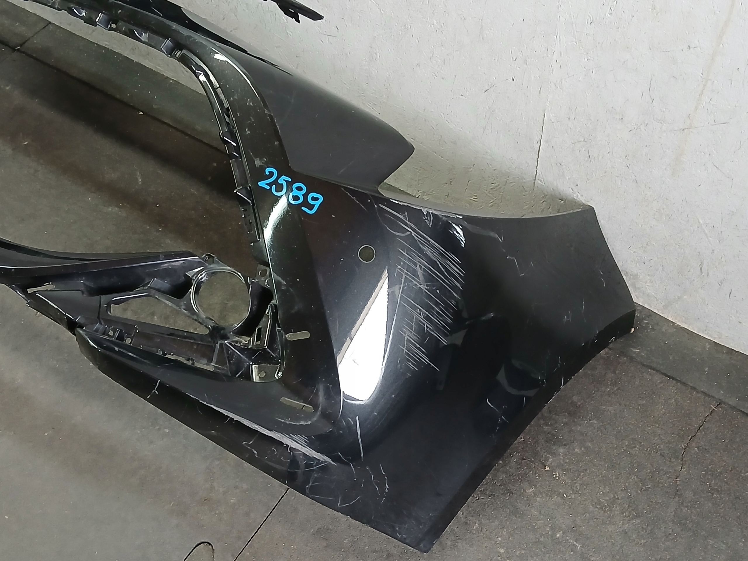 nárazník předek TOYOTA COROLLA E21 LIFT HB KOMBI