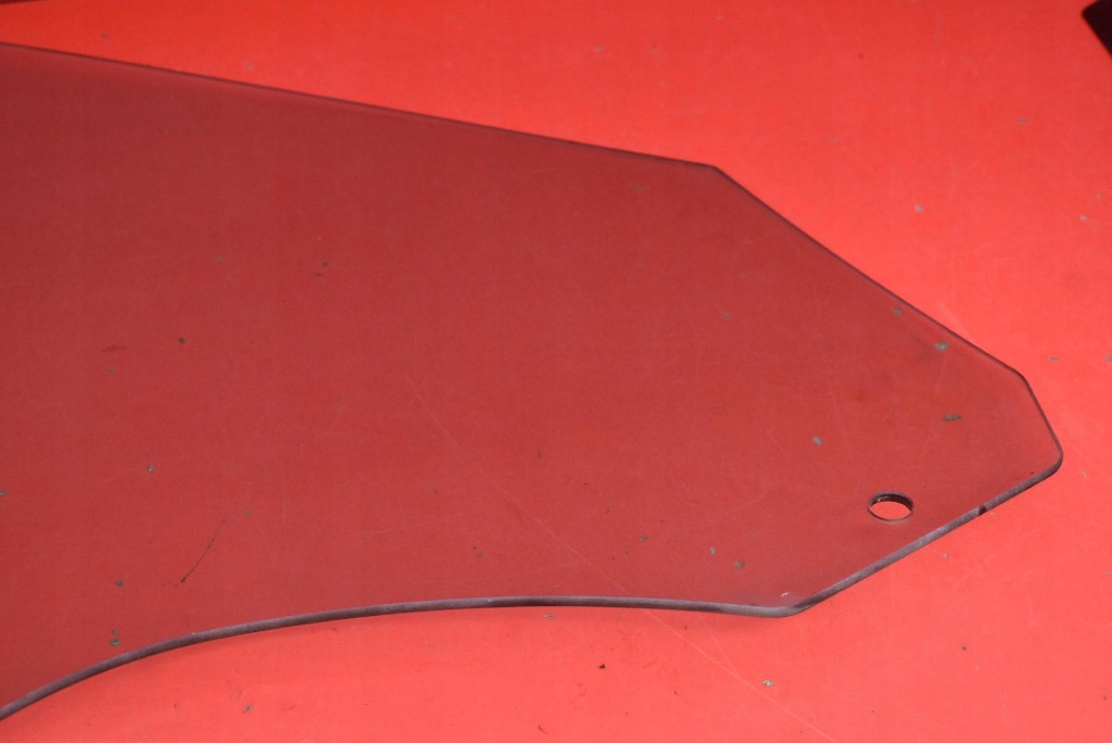 window side left front front BMW F11 09-13