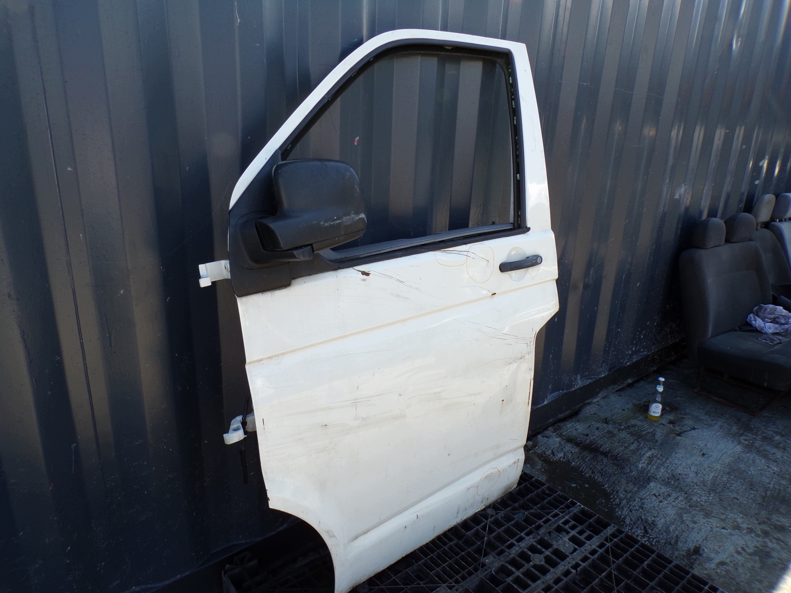 door left front VOLKSWAGEN TRANSPORTER T5 (R1)