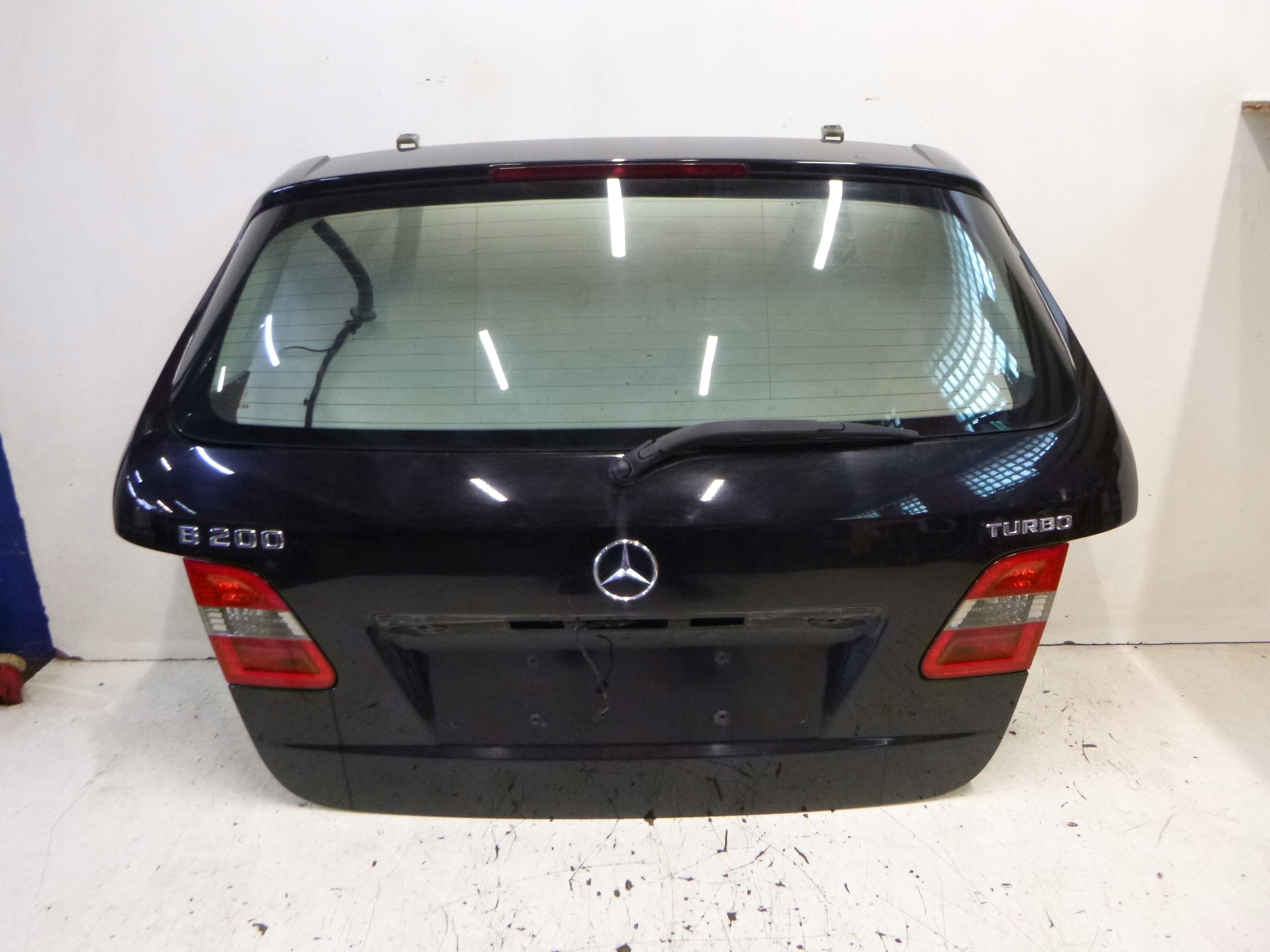 Klapa TYLNA Mercedes W245 B-KLASA 2005r. Lakier - 191