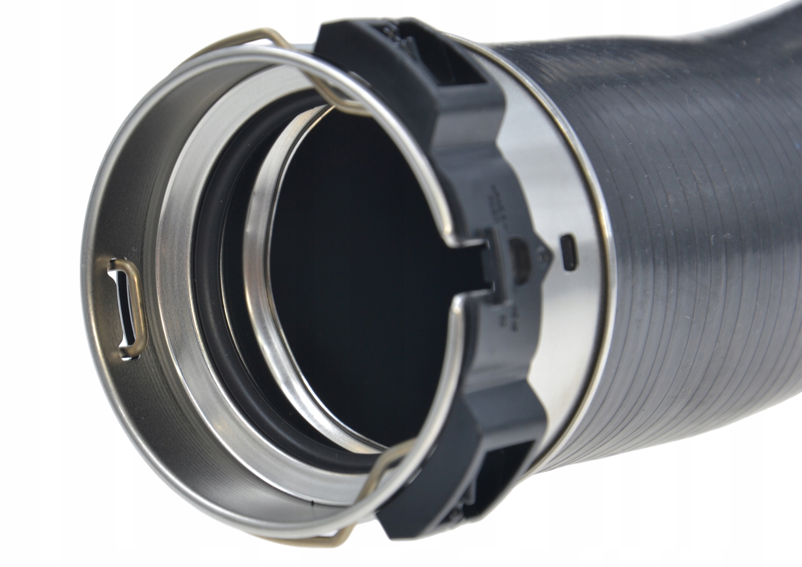 INTERCOOLERA WAZ PRZEWOD RENAULT CLIO IV DUSTER Part number 144600374R