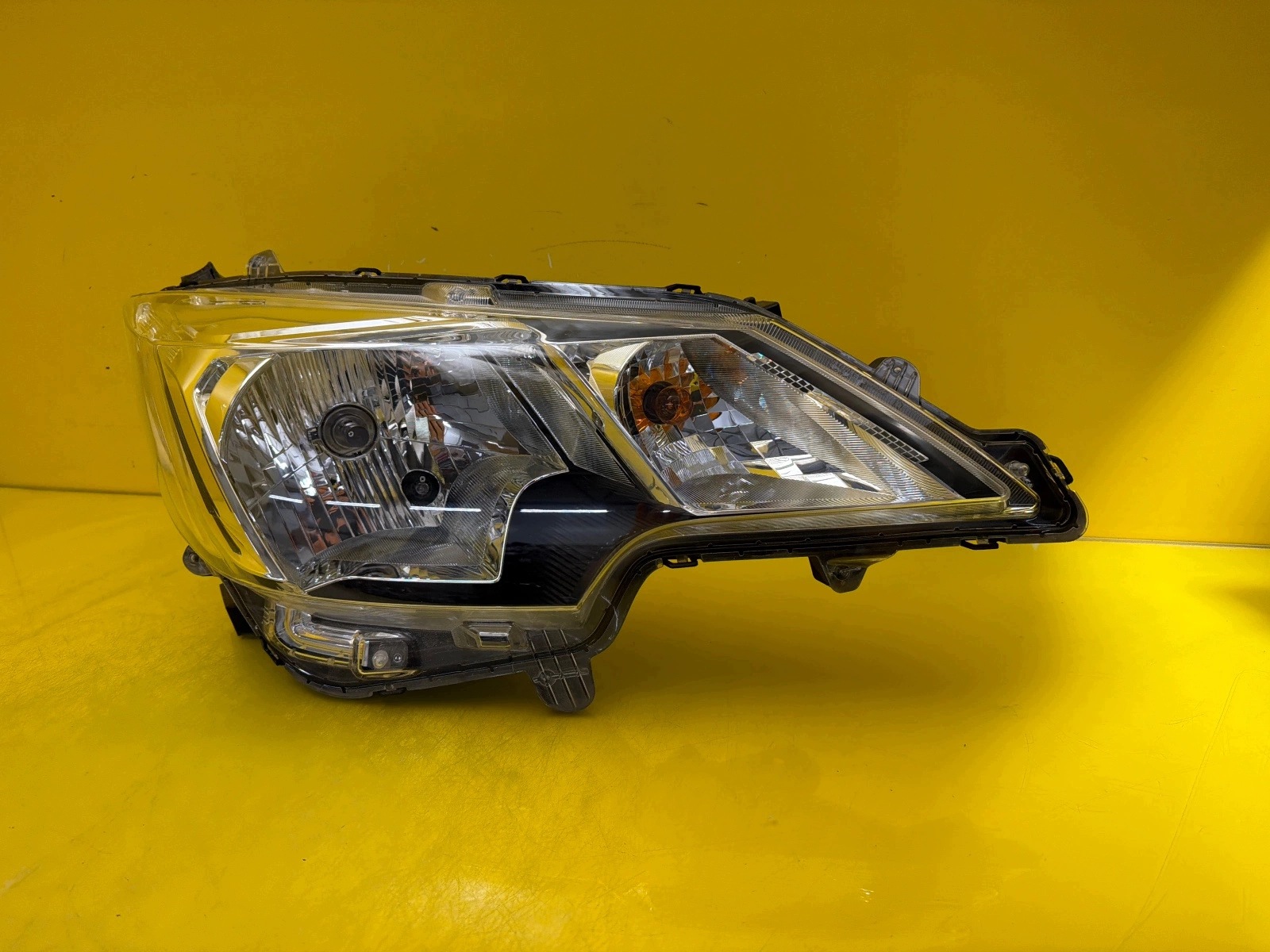 light right front Mitsubishi Space Star II Lift 2019