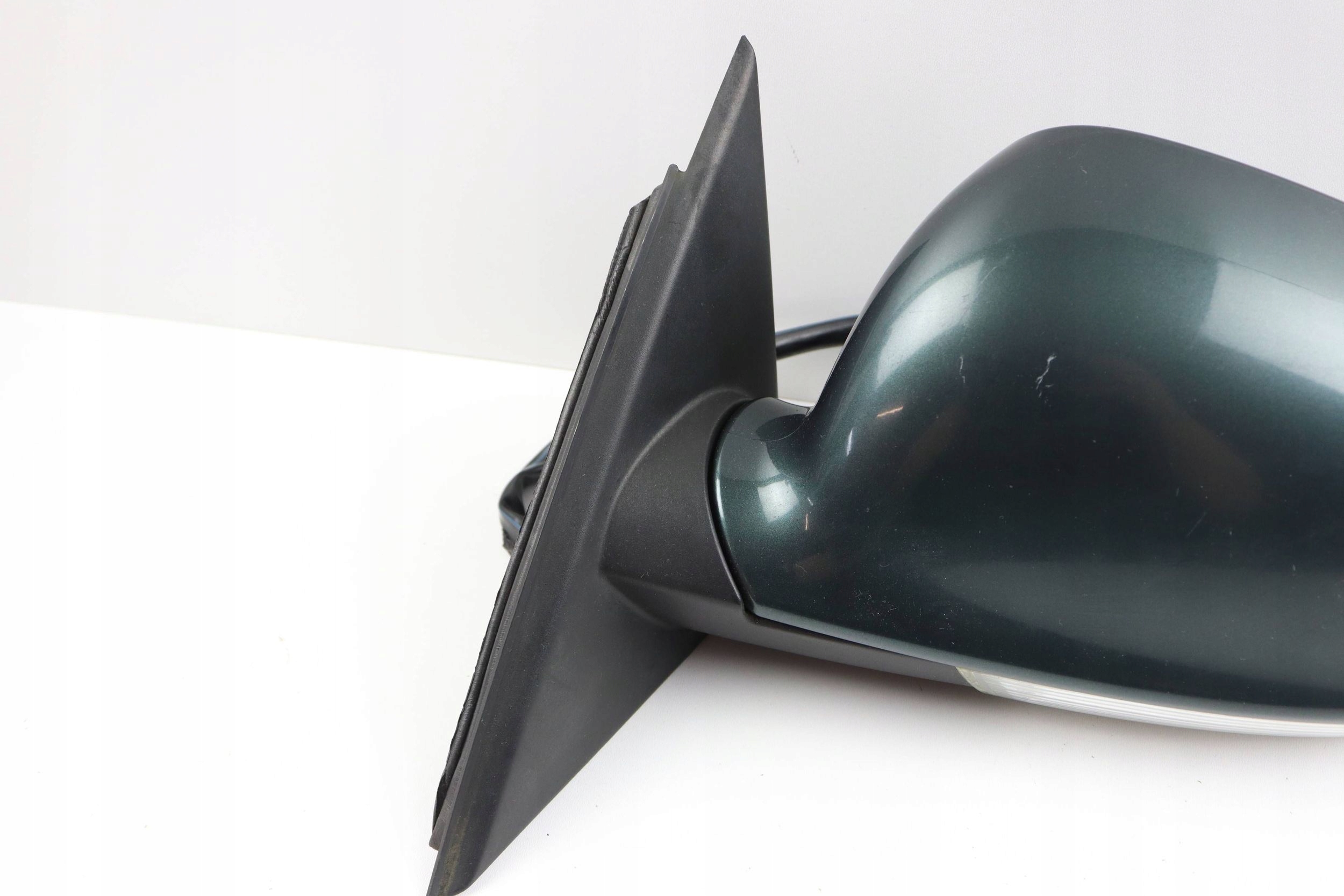 VW PASSAT B5 FL mirror left 9 PIN LD6S 3B0857933B E1010781 EUROPA