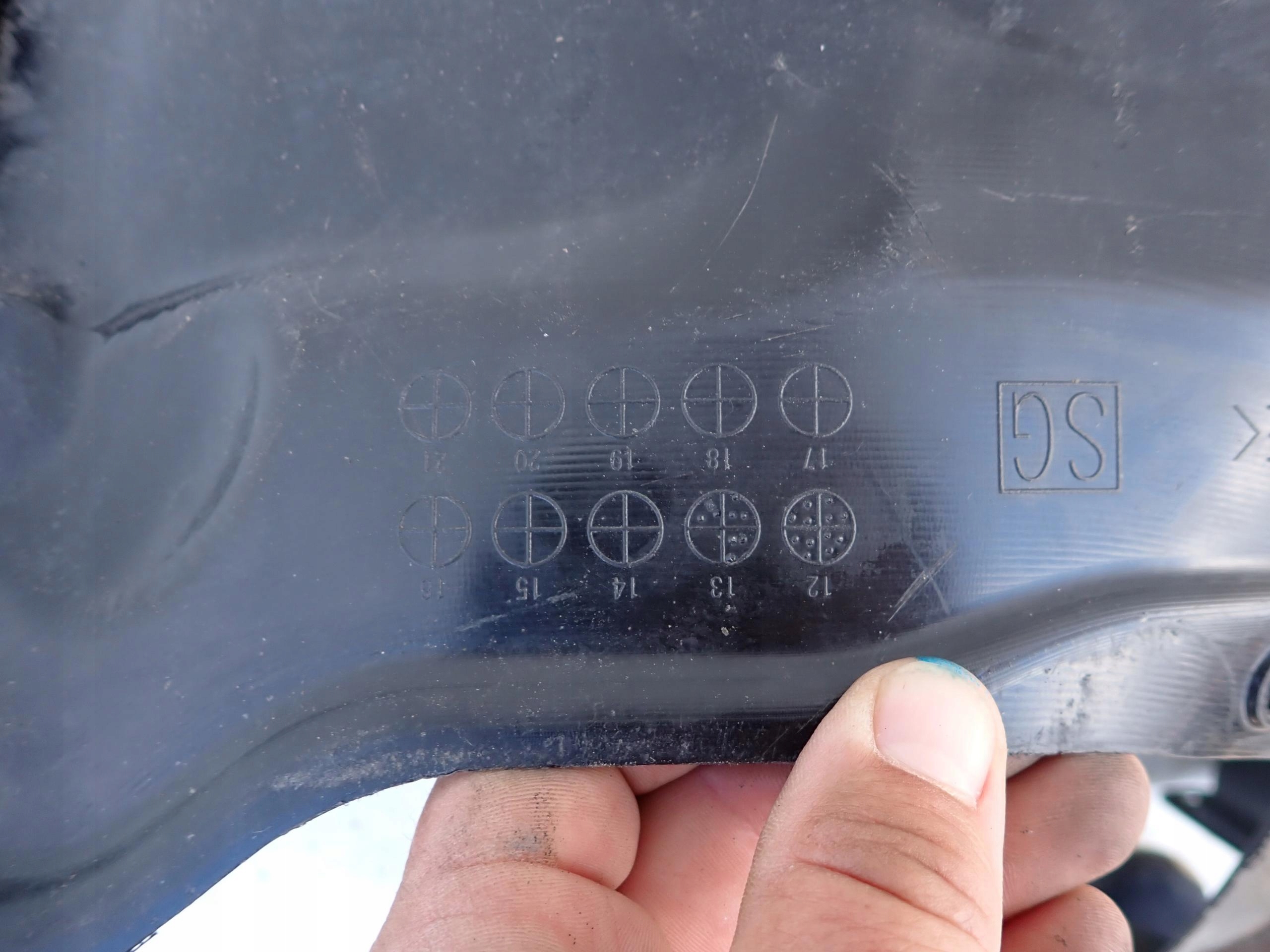 SUBARU FORESTER IV 12- mudguard left front front