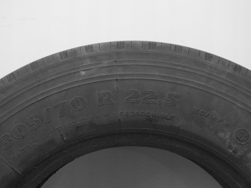 1L 305 / 70R22. 5 Pirelli FH15 150/147m 0405 8,7