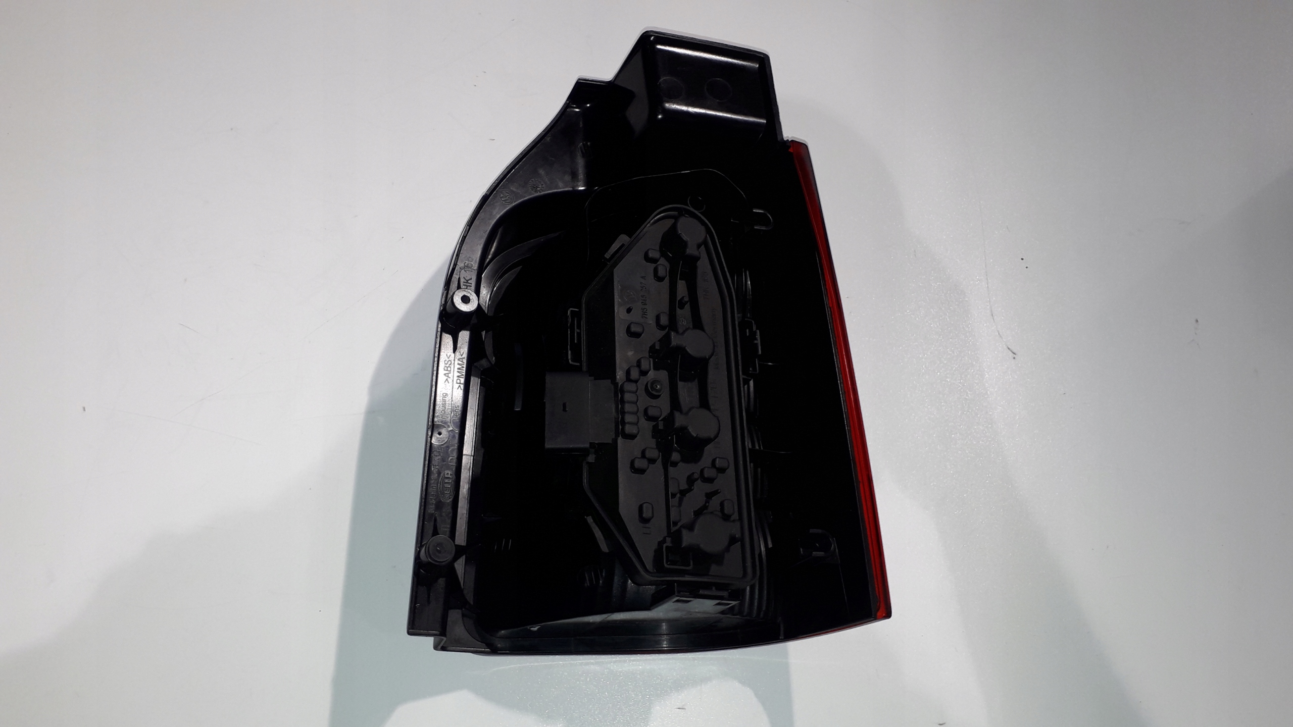 VW T5 TRANSPORTE light left rear part MOTYLKI 7H0945257A
